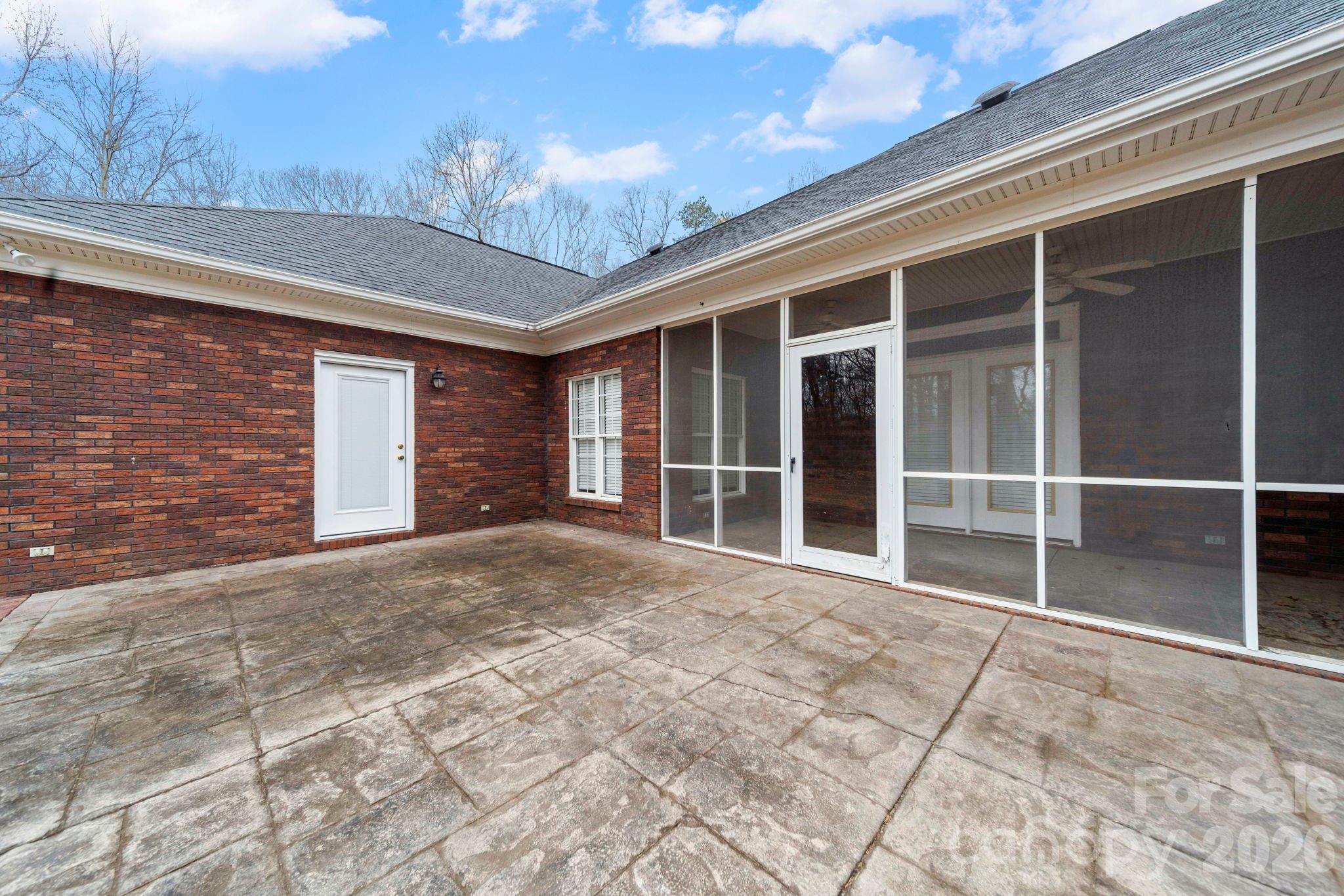 2800 N Rocky River Road — Monroe