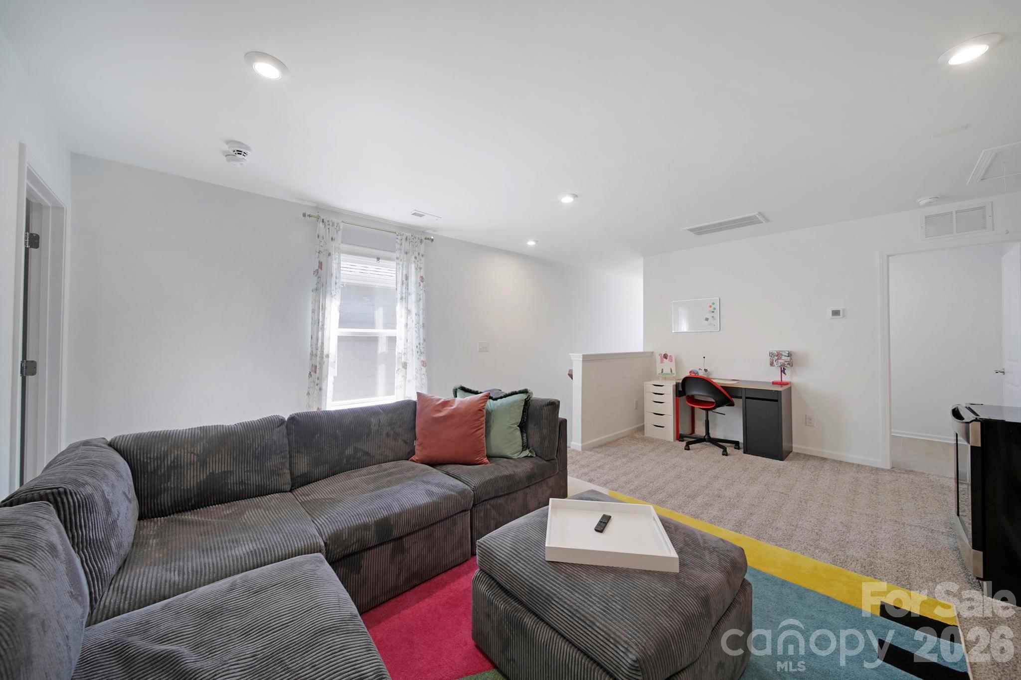 14125 Canemeadow Drive — Charlotte