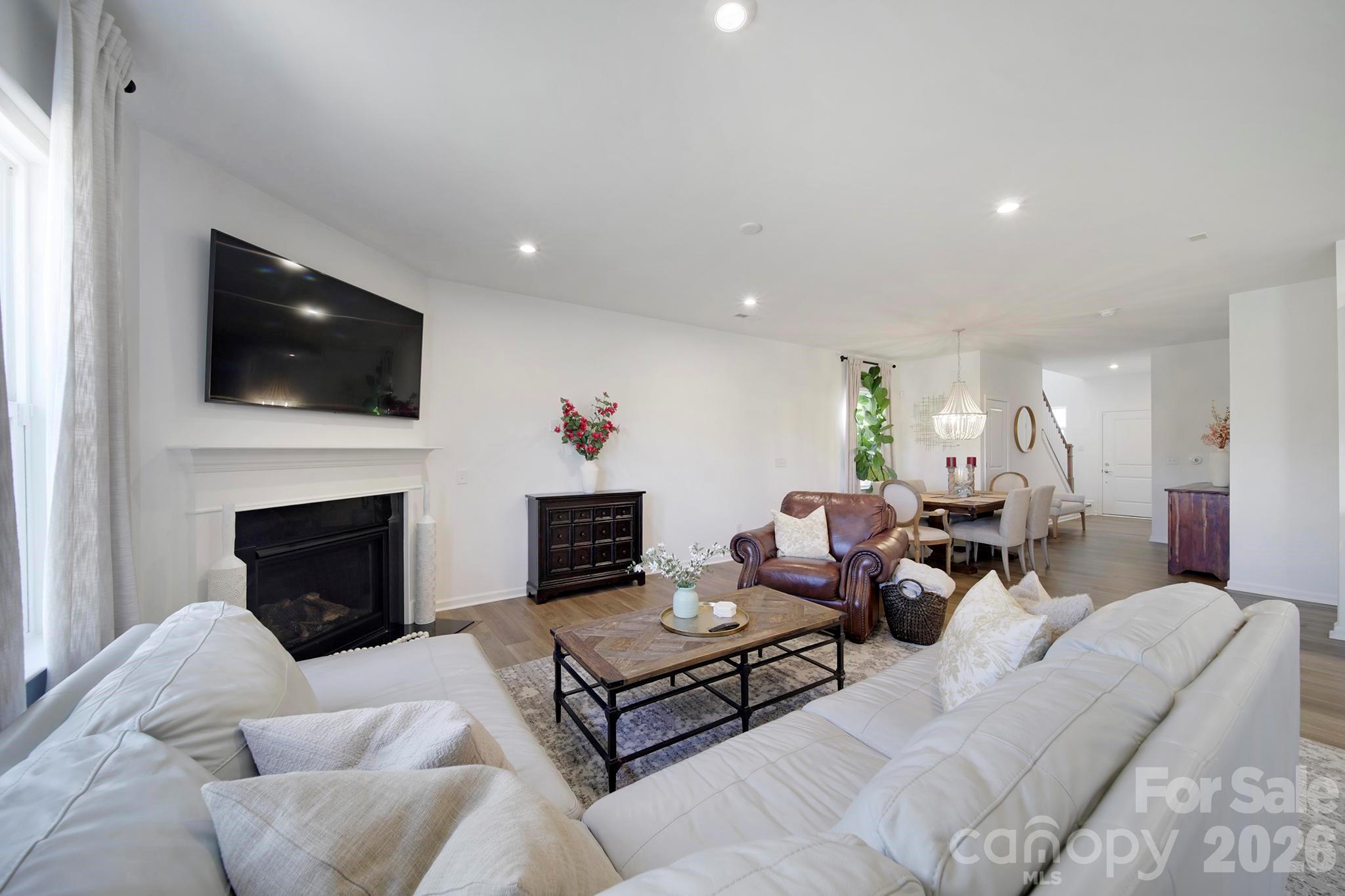 14125 Canemeadow Drive — Charlotte
