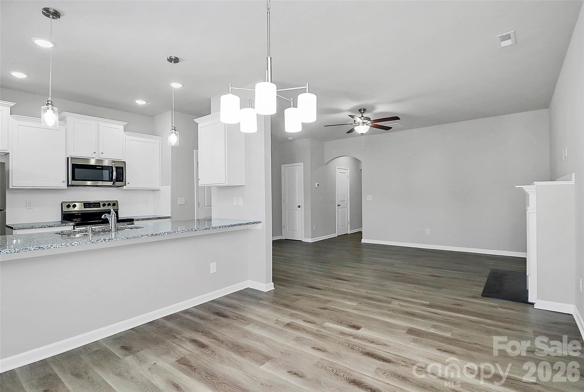 7113 Somerford Road — Charlotte