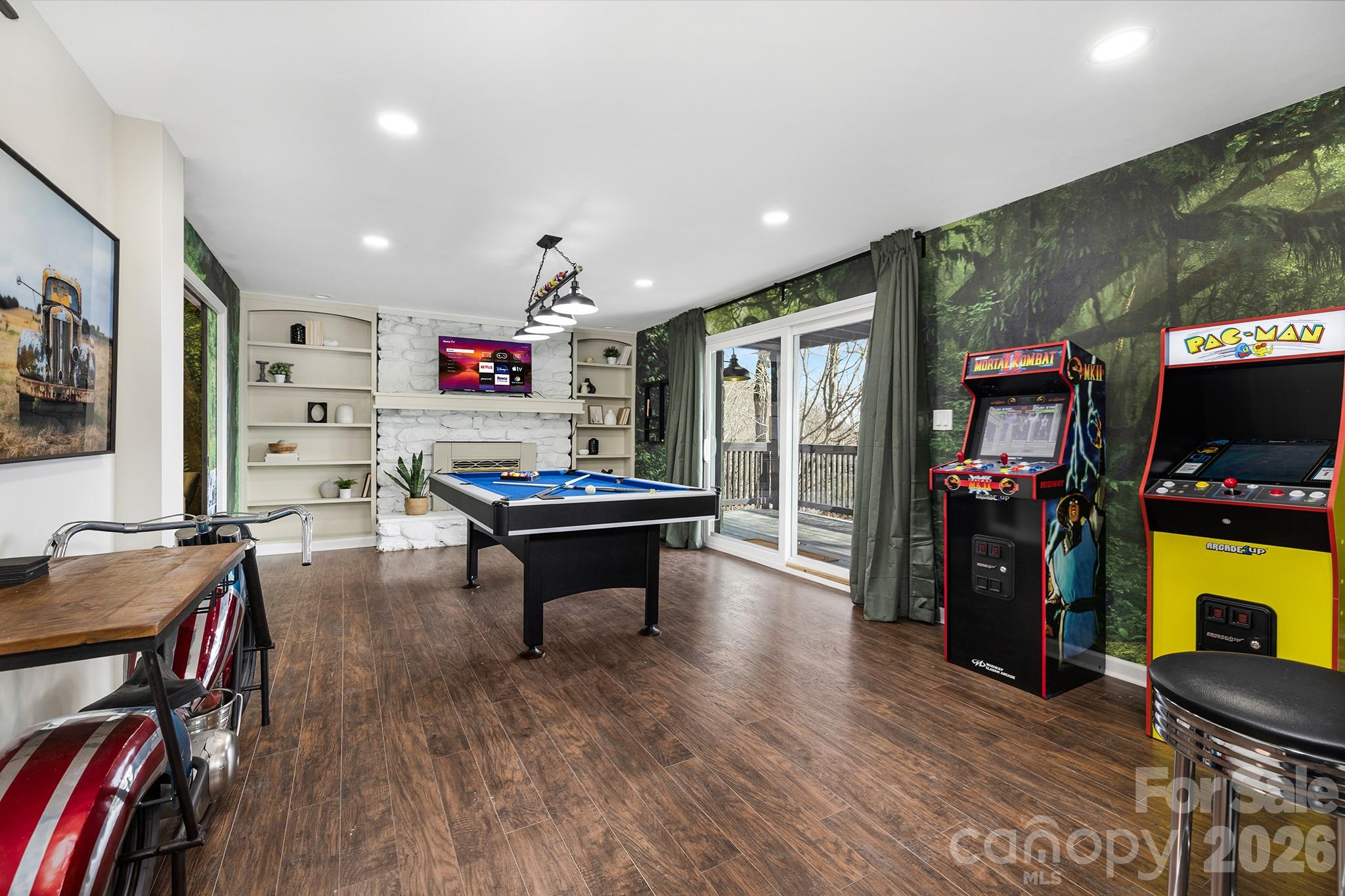 556/558 Thorncliff Drive — Seven Devils