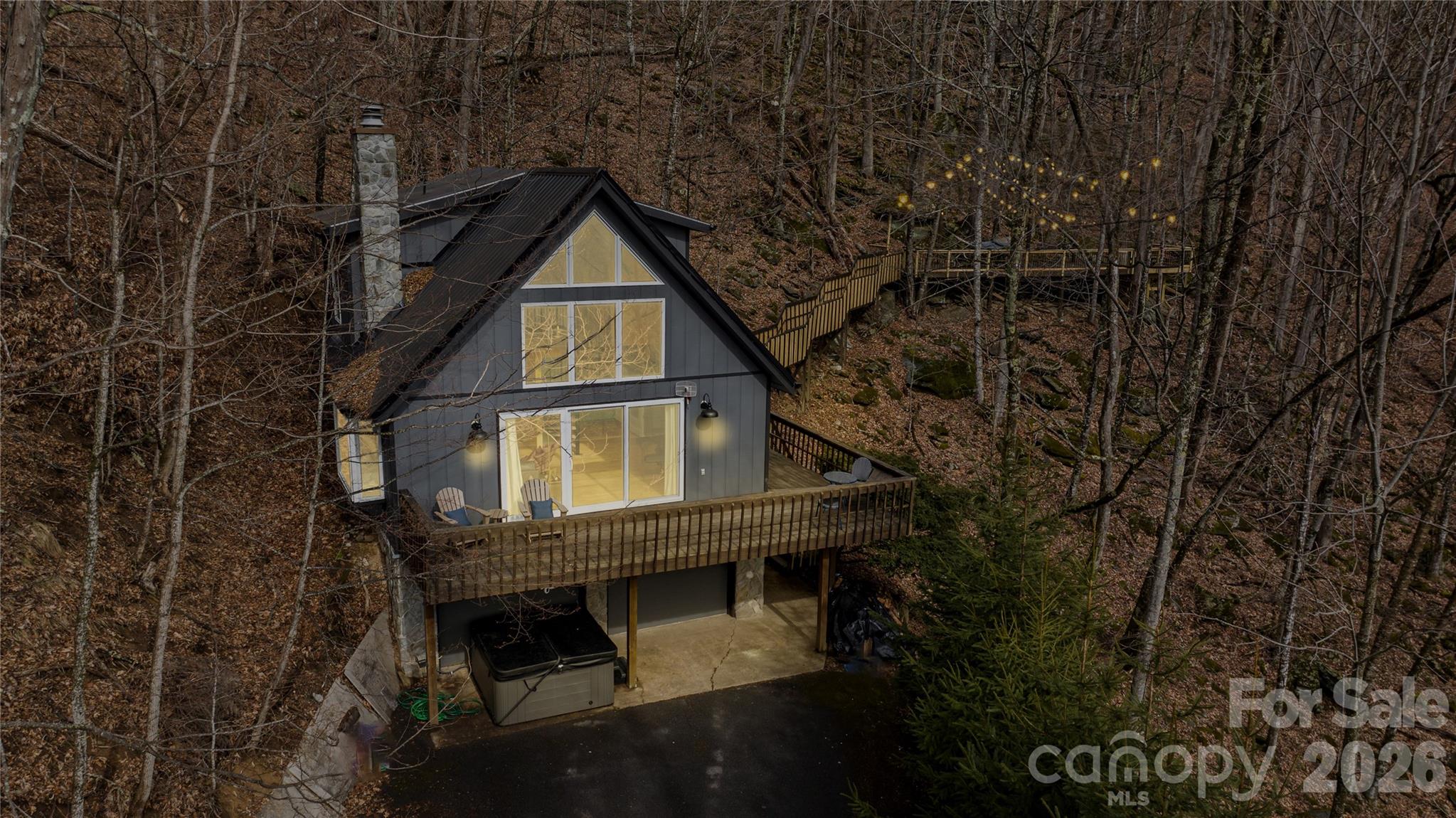 556/558 Thorncliff Drive — Seven Devils