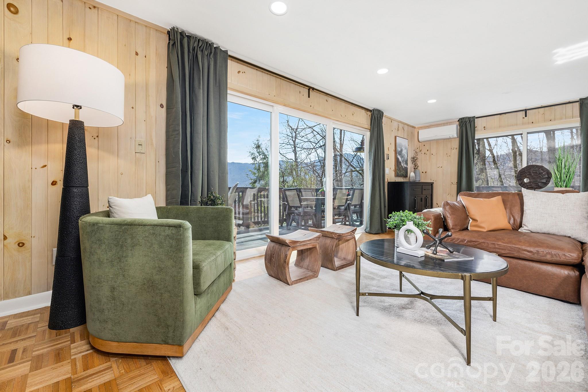 556/558 Thorncliff Drive — Seven Devils