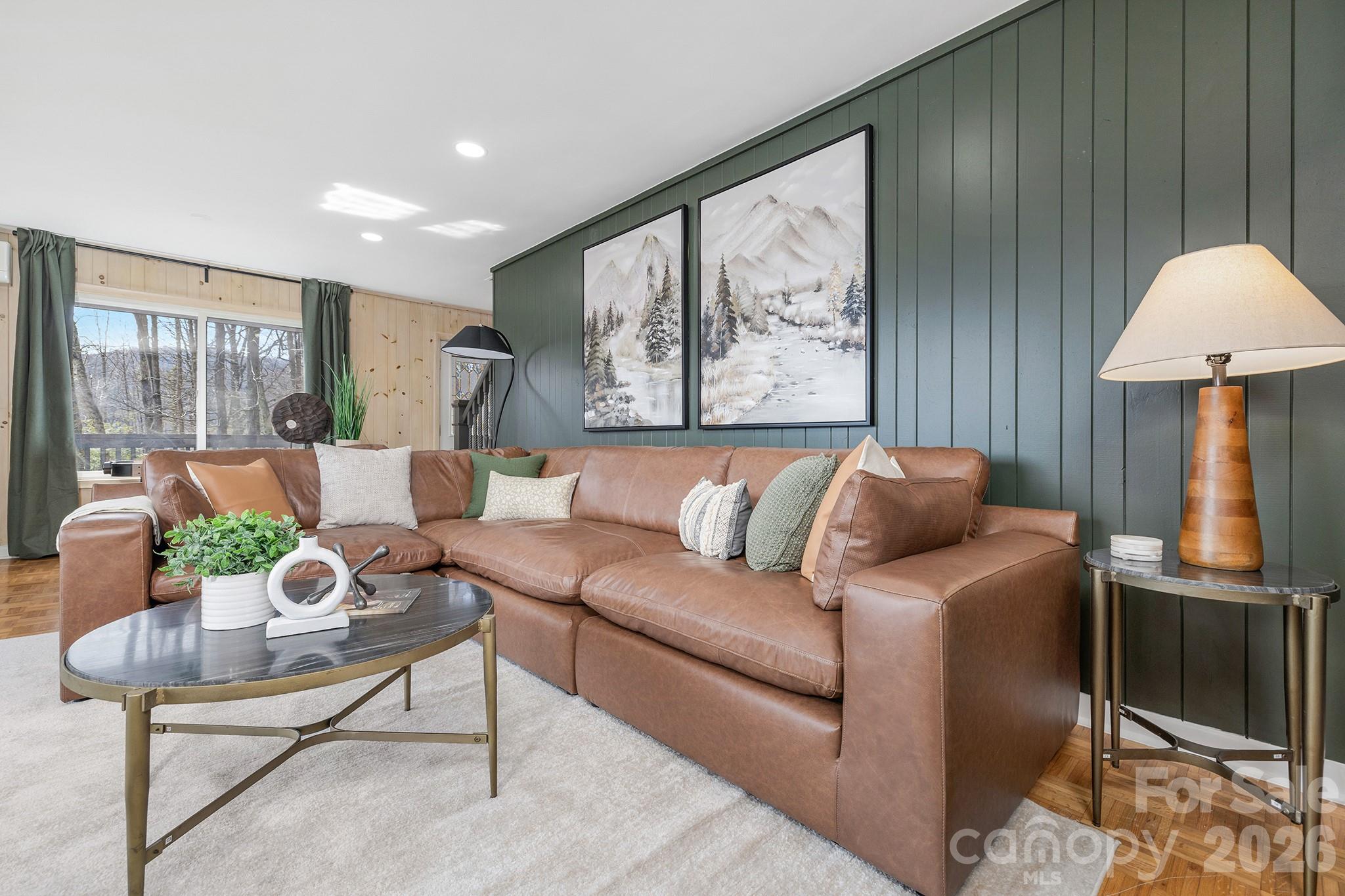 556/558 Thorncliff Drive — Seven Devils