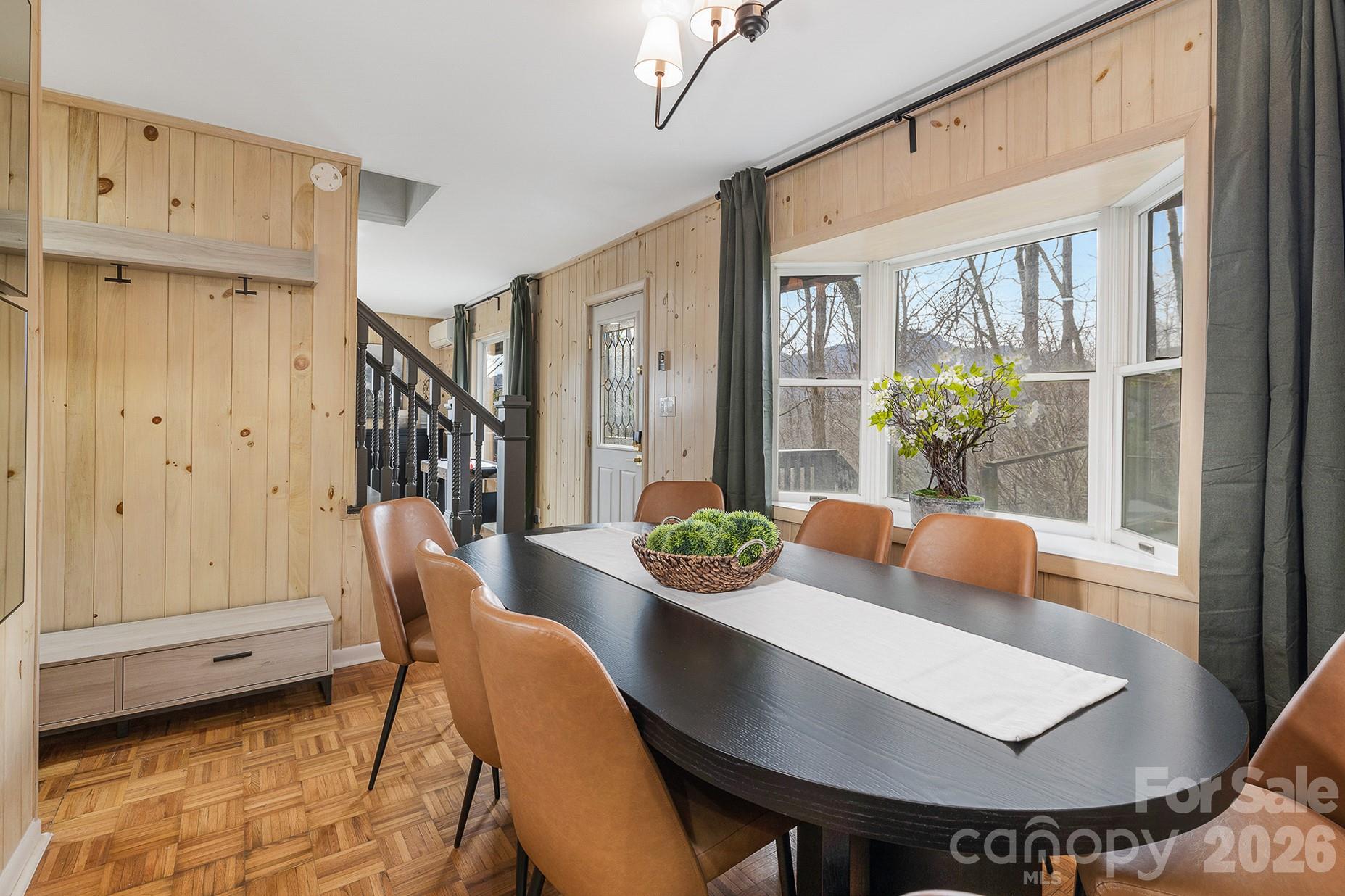 556/558 Thorncliff Drive — Seven Devils