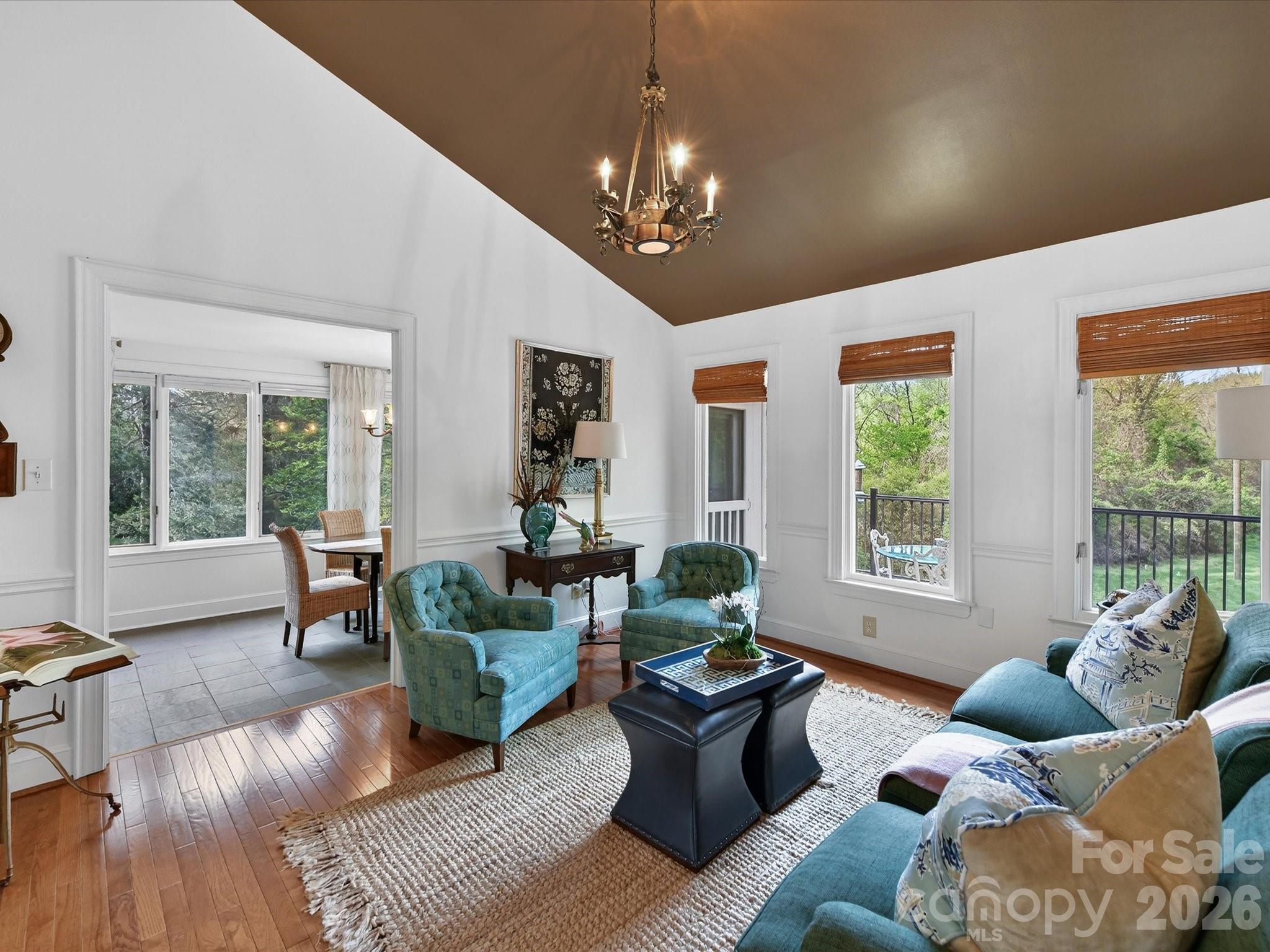1847 Meadowood Lane — Charlotte