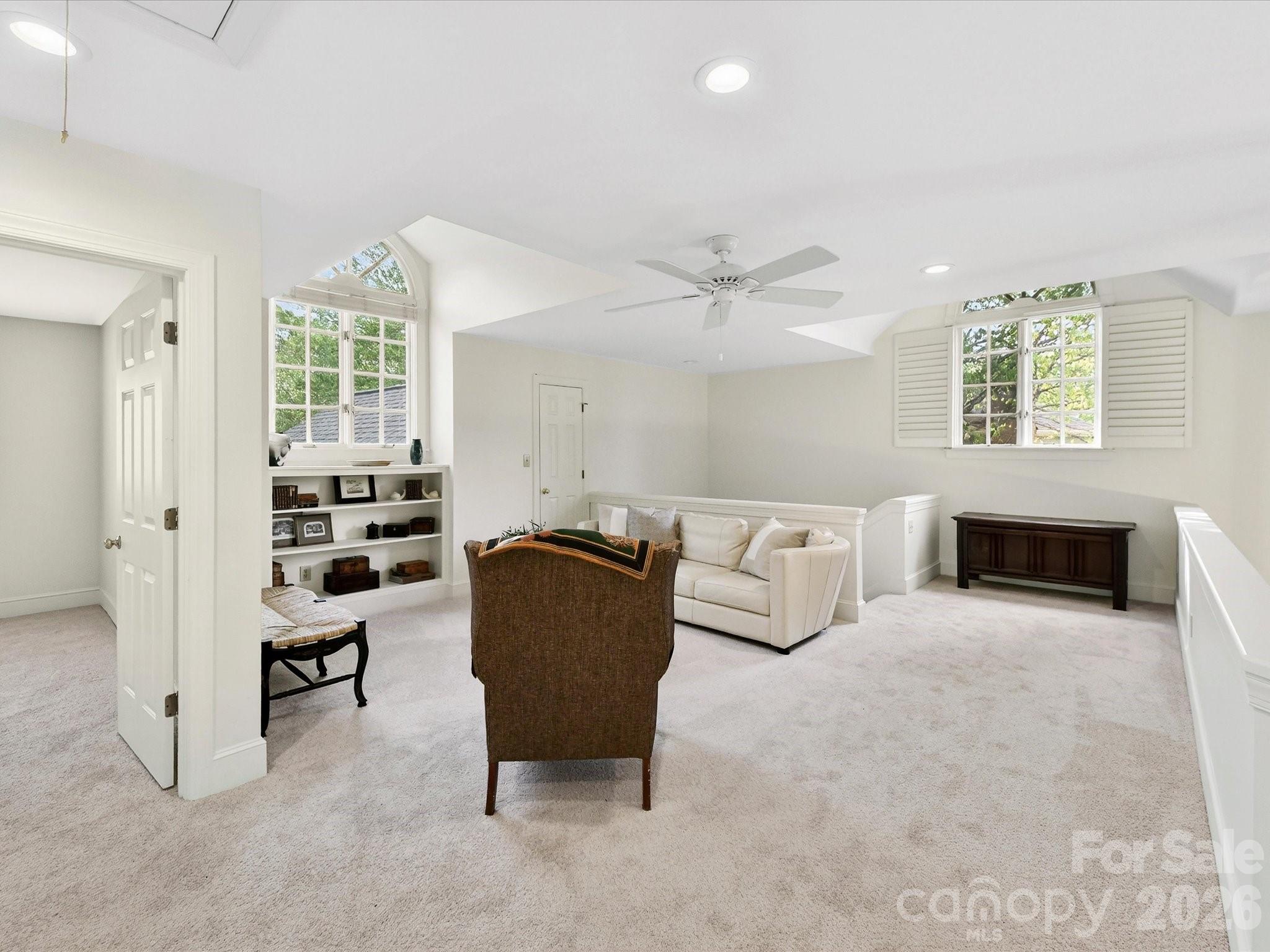 1847 Meadowood Lane — Charlotte