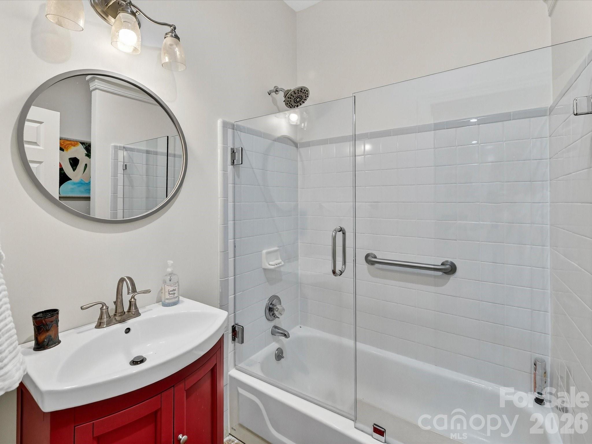 1847 Meadowood Lane — Charlotte