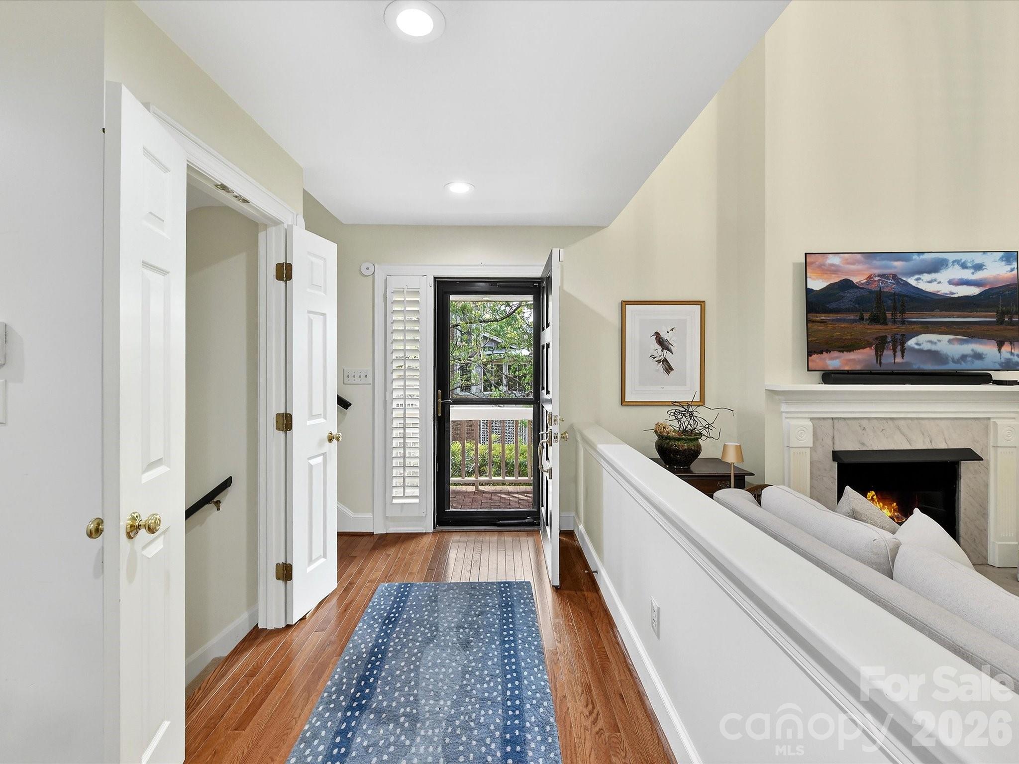 1847 Meadowood Lane — Charlotte