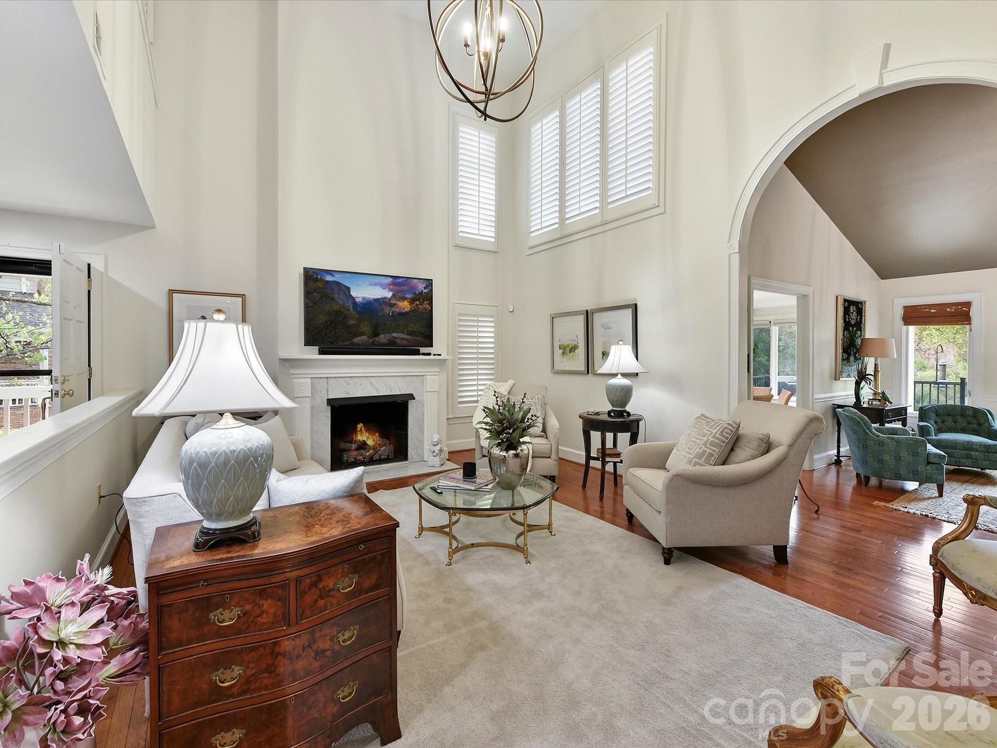1847 Meadowood Lane — Charlotte