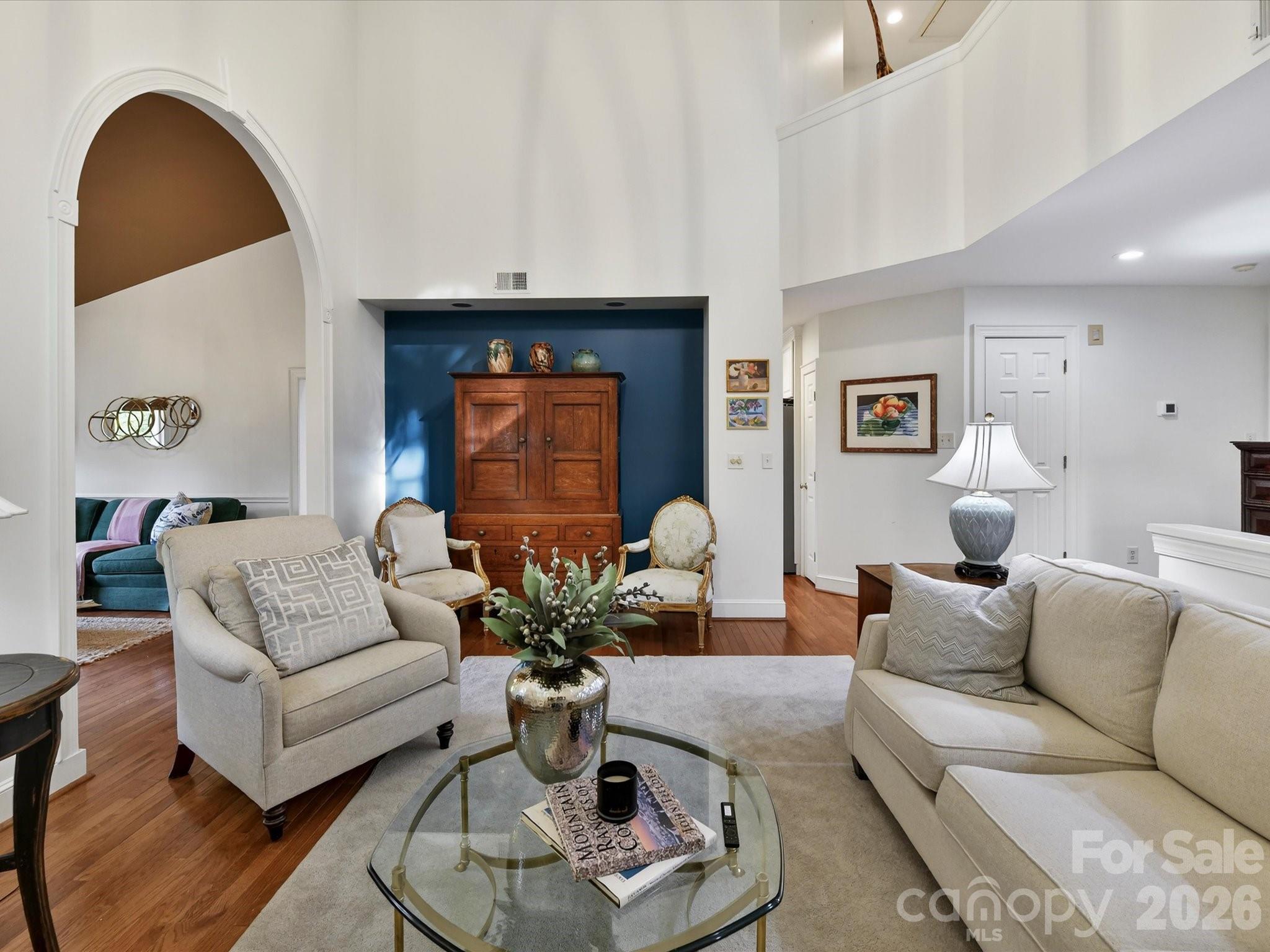 1847 Meadowood Lane — Charlotte