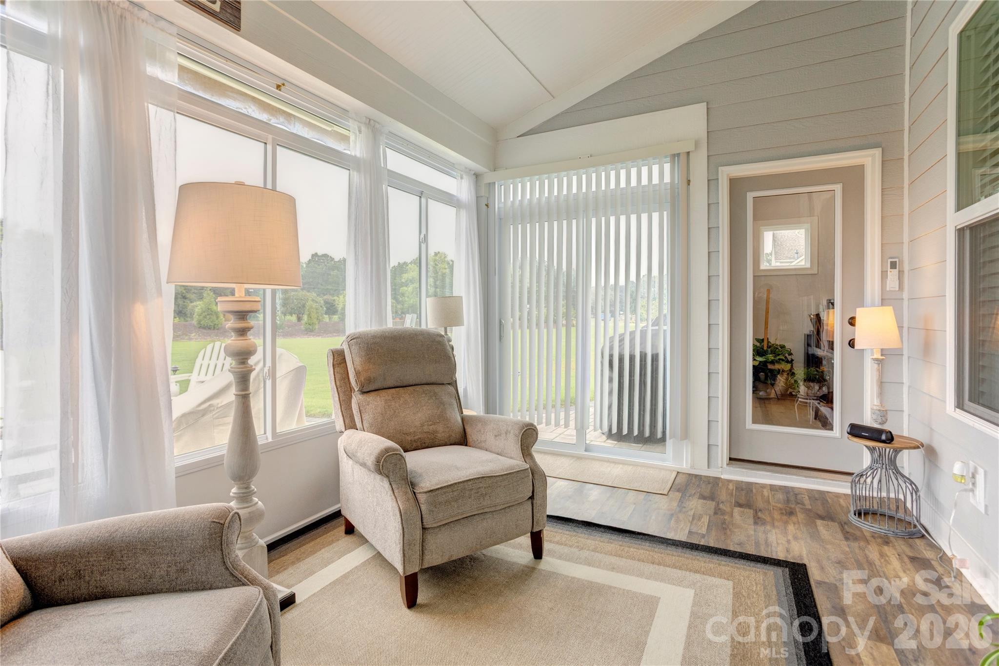 3826 Dahlia Drive — Harrisburg