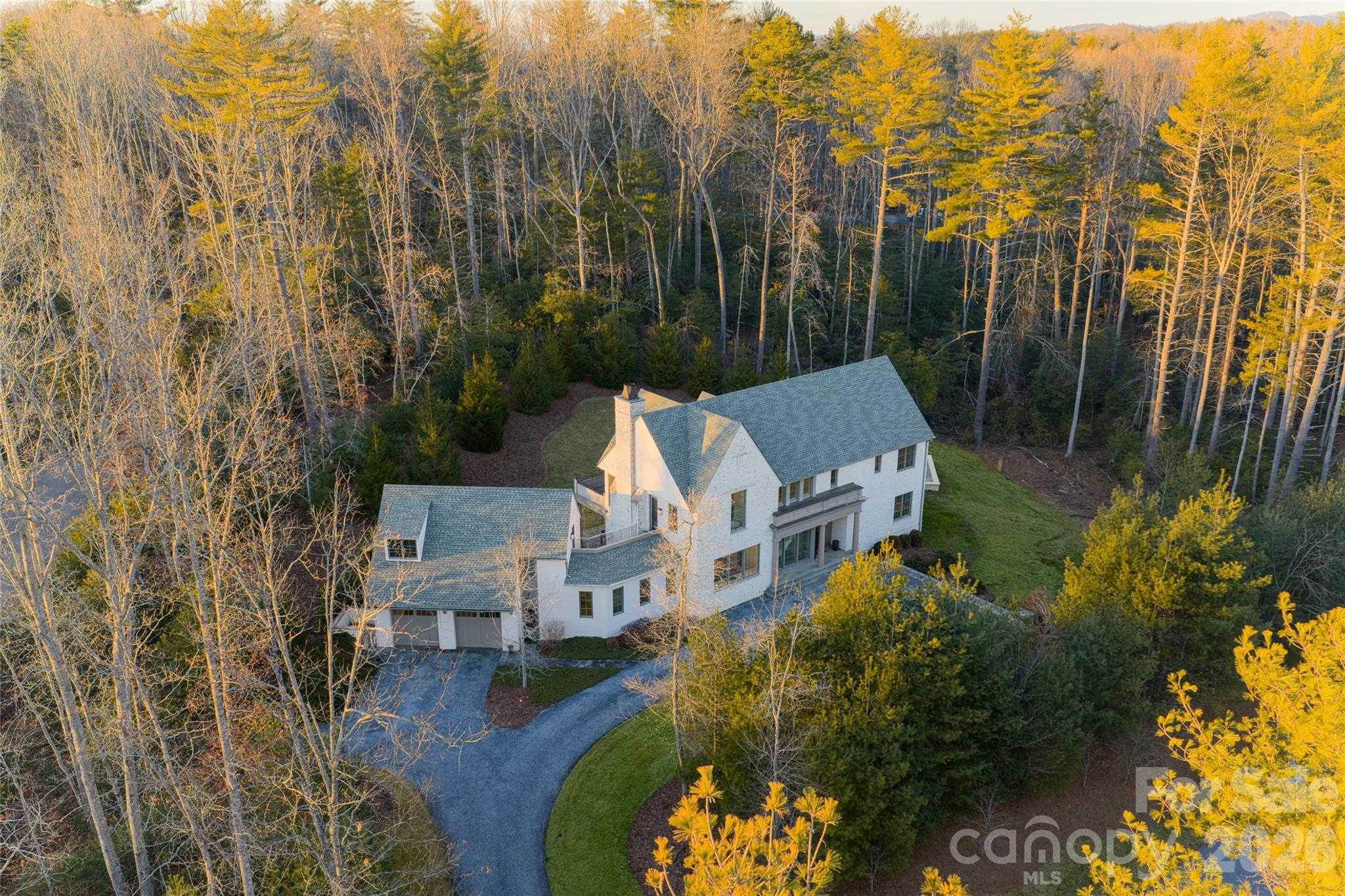 93 Mirehouse Run — Asheville
