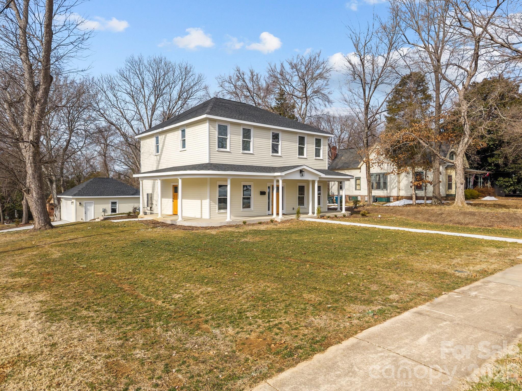 1008 N Main Street — Salisbury