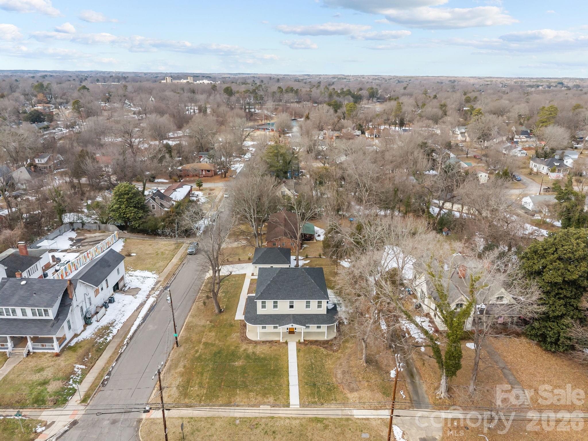 1008 N Main Street — Salisbury