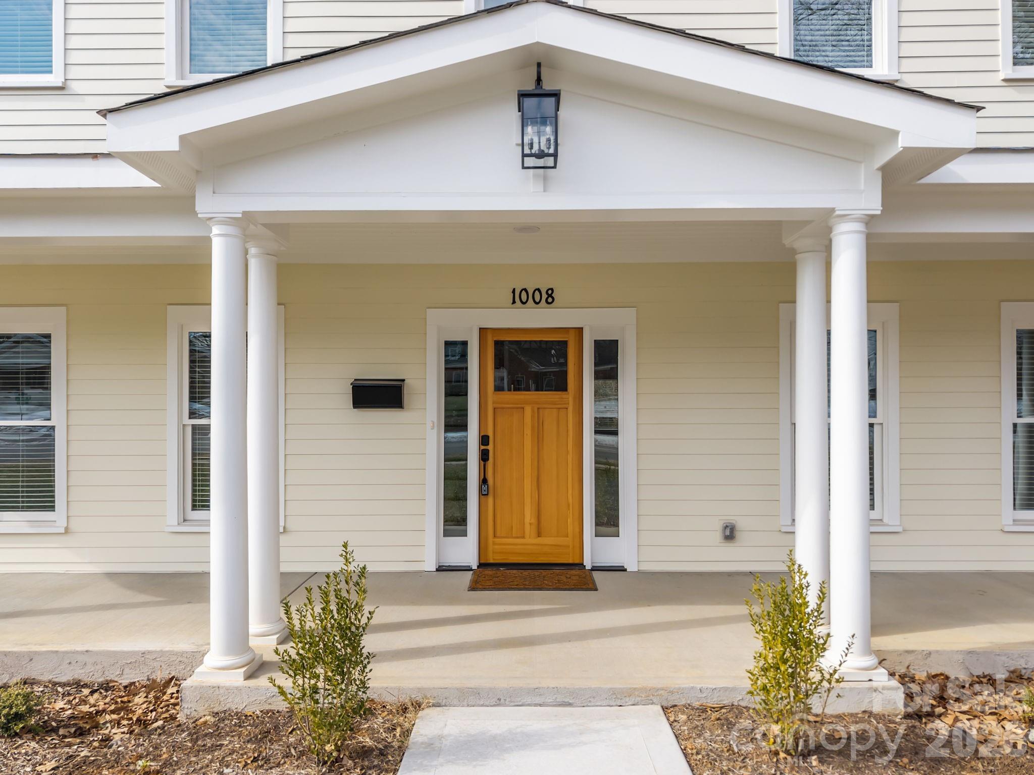 1008 N Main Street — Salisbury