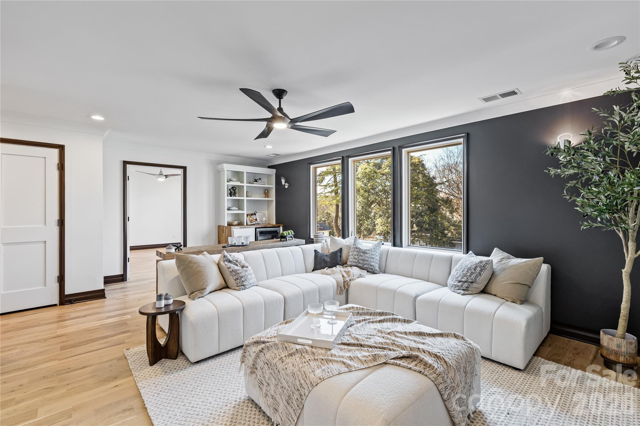 2117 LOMBARDY Circle — Charlotte