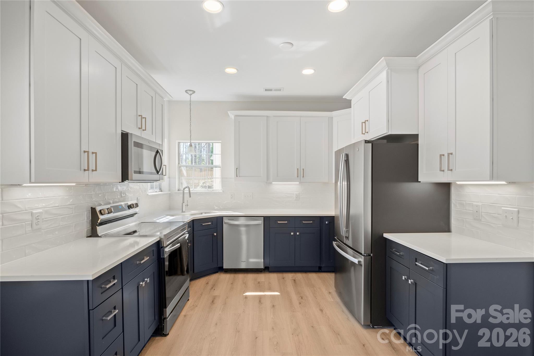 6107 Park Hill Road — Charlotte