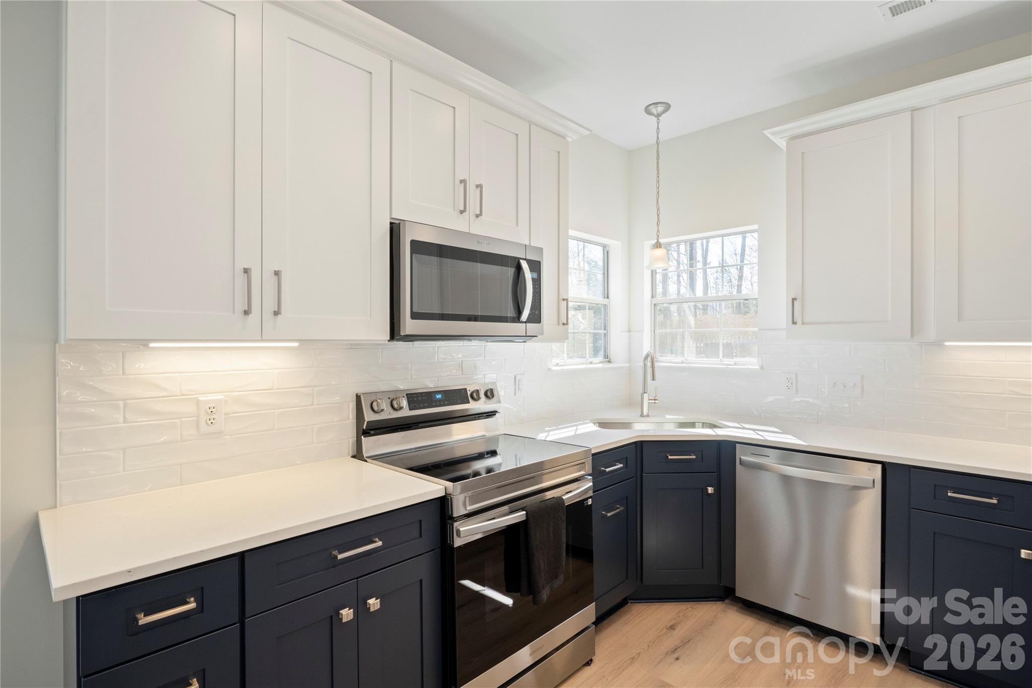 6107 Park Hill Road — Charlotte