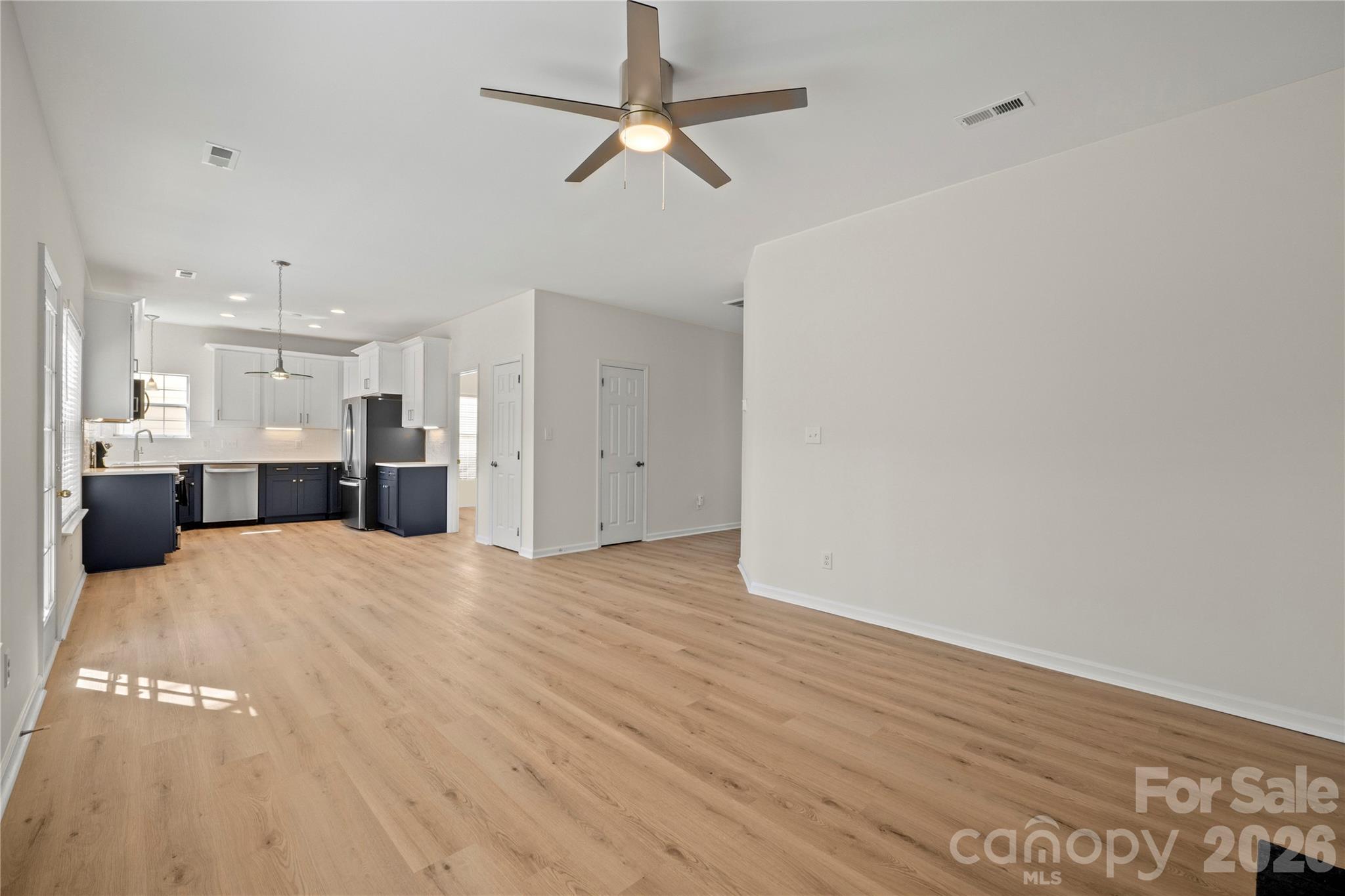 6107 Park Hill Road — Charlotte