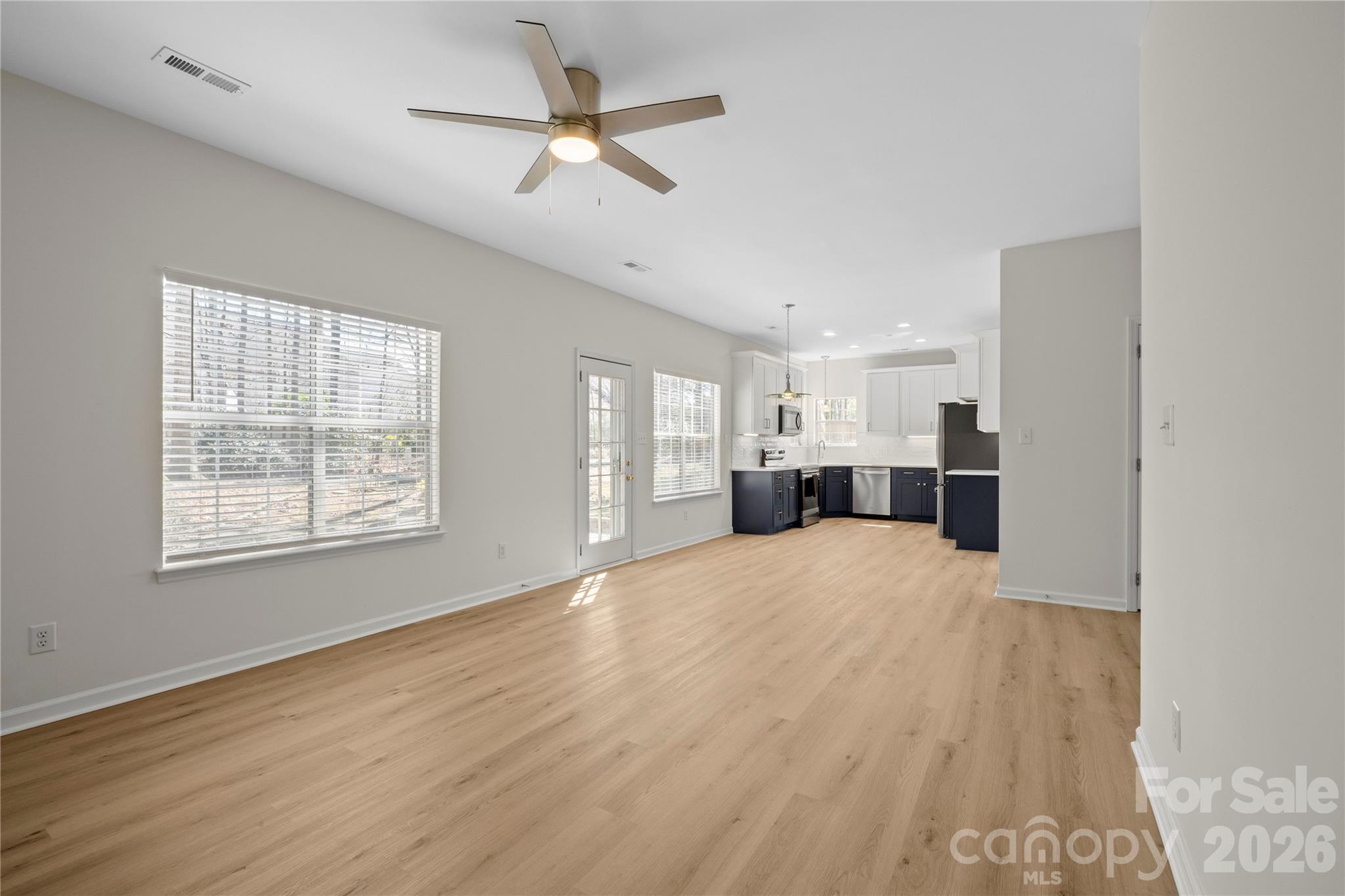 6107 Park Hill Road — Charlotte