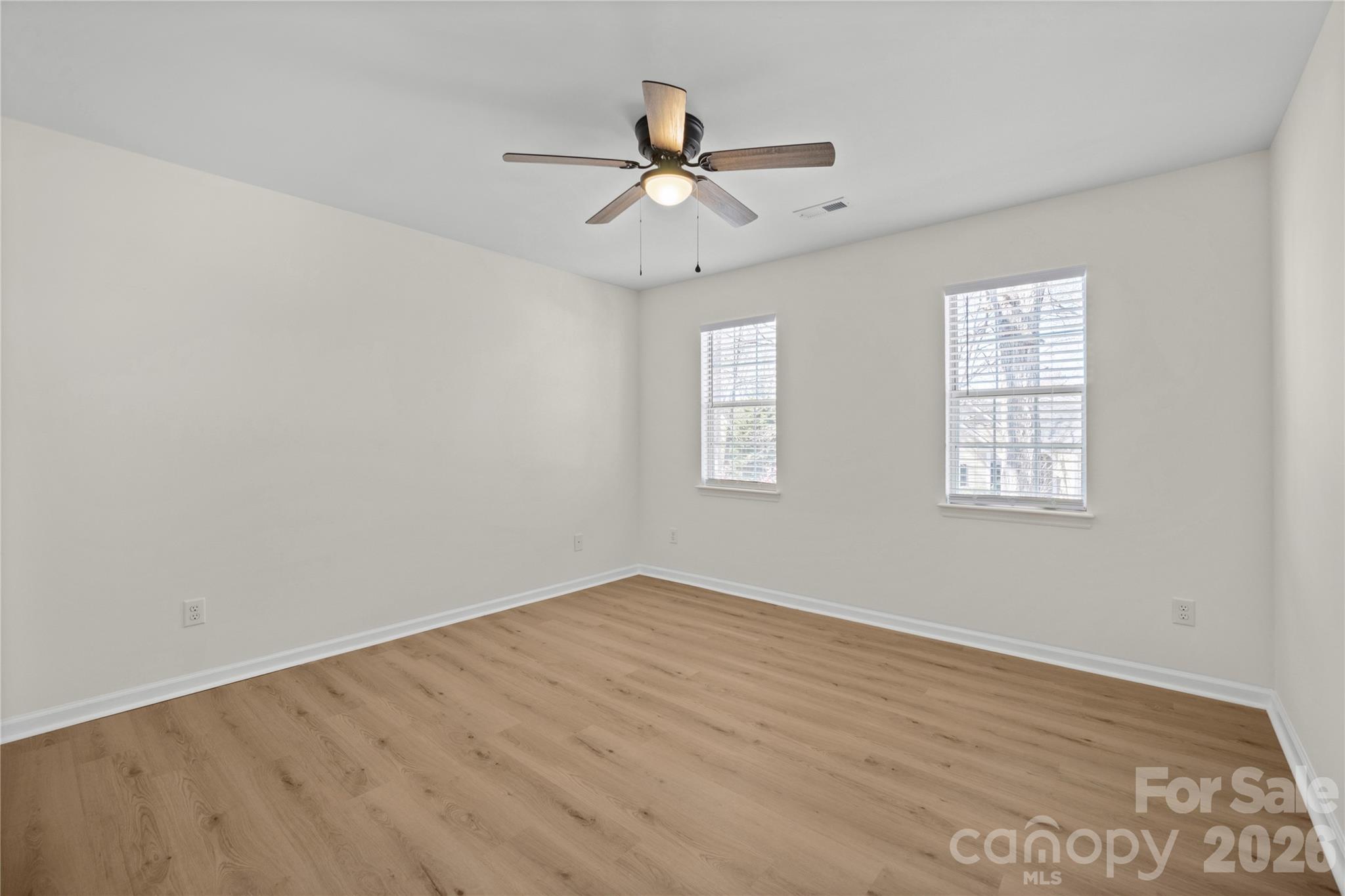 6107 Park Hill Road — Charlotte
