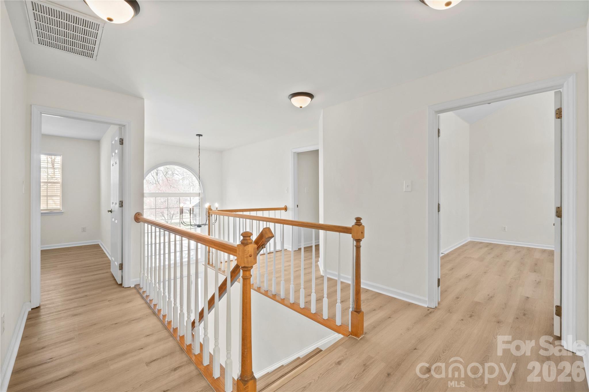 6107 Park Hill Road — Charlotte