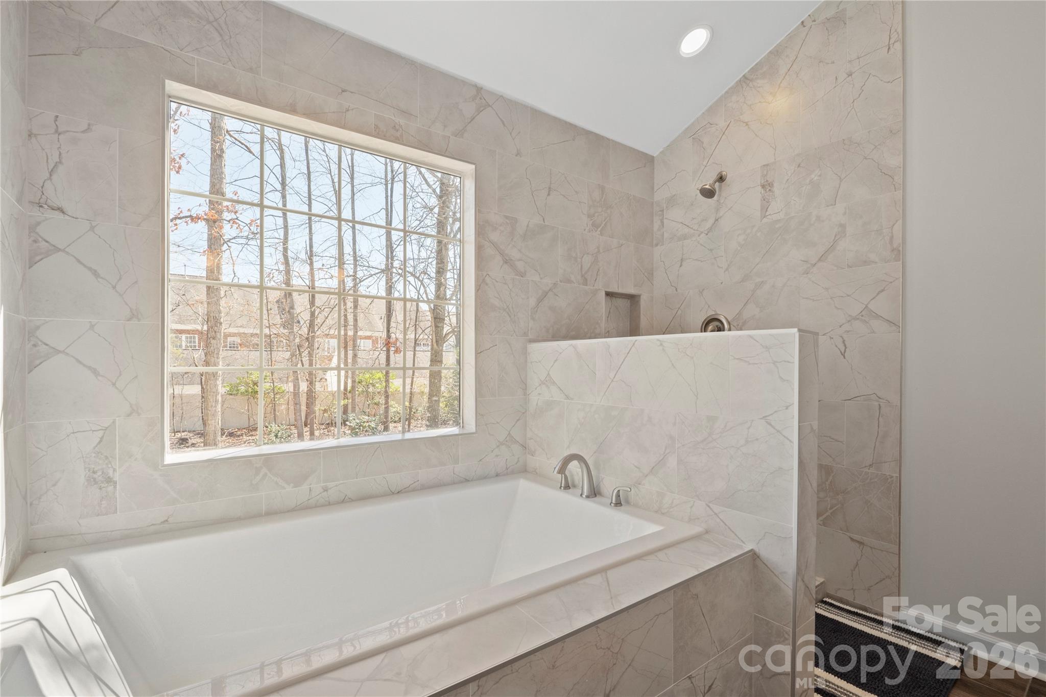 6107 Park Hill Road — Charlotte
