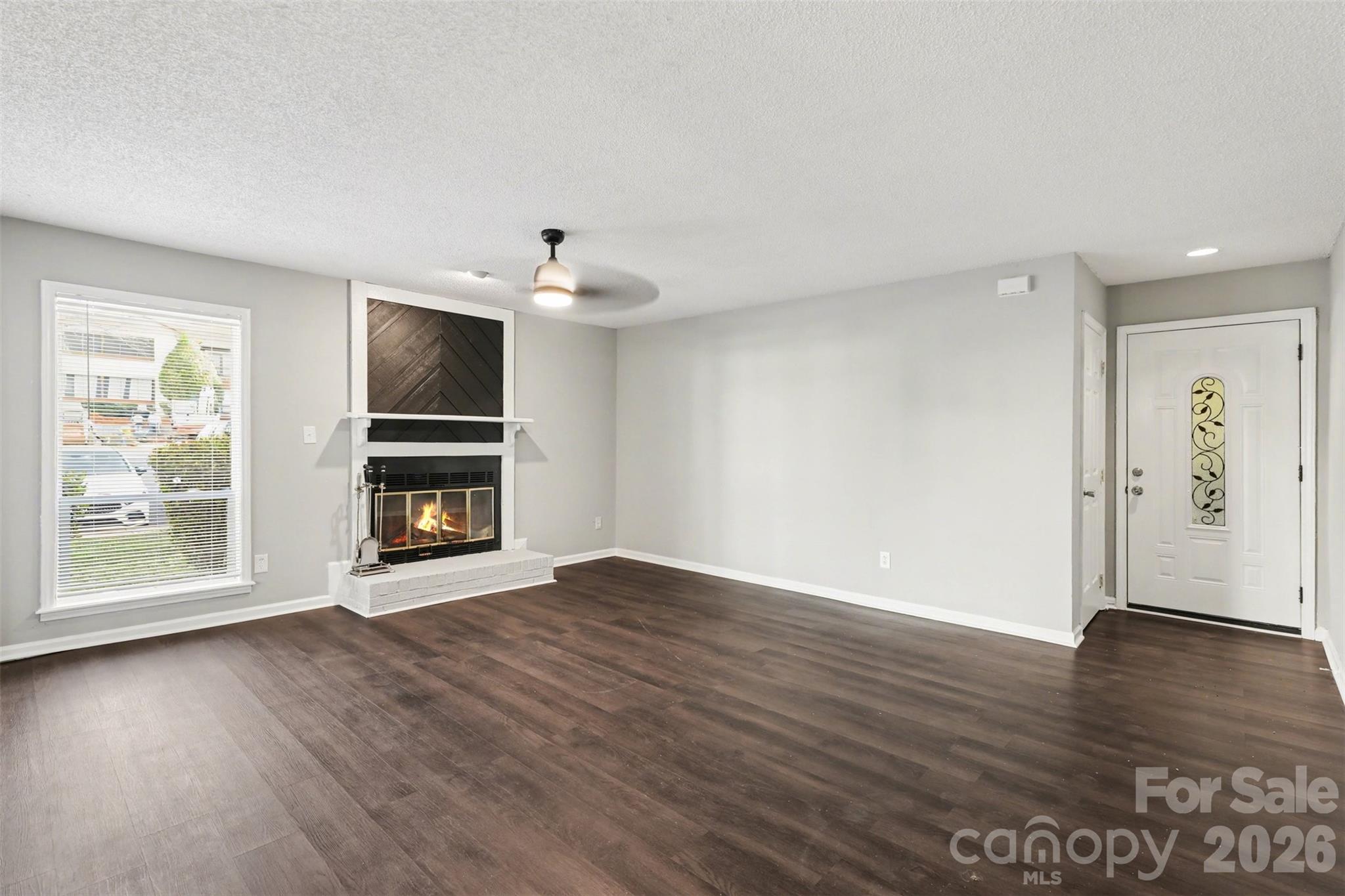 7255 Winery Lane — Charlotte