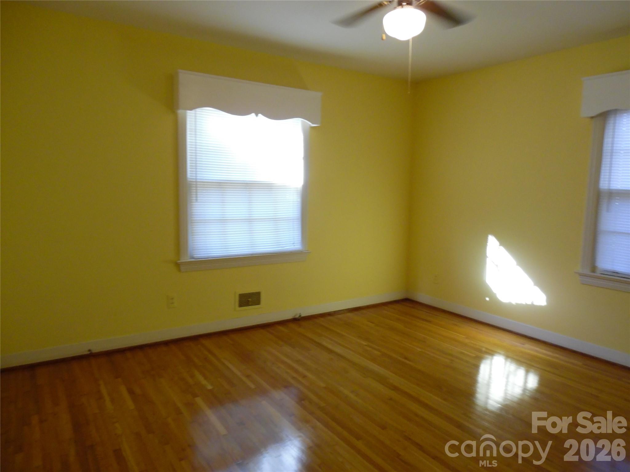 603 1st Avenue Place NE — Conover