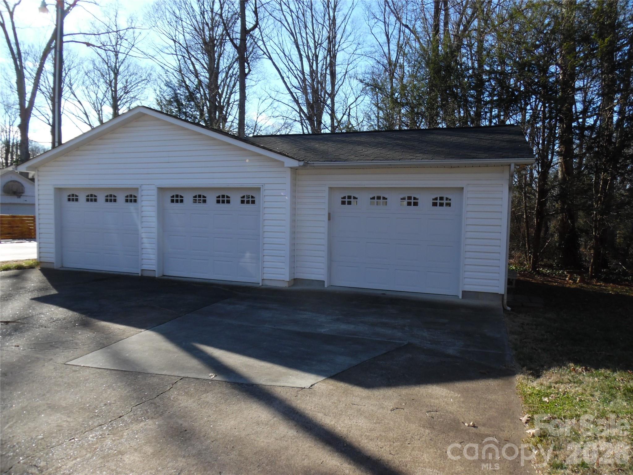 603 1st Avenue Place NE — Conover