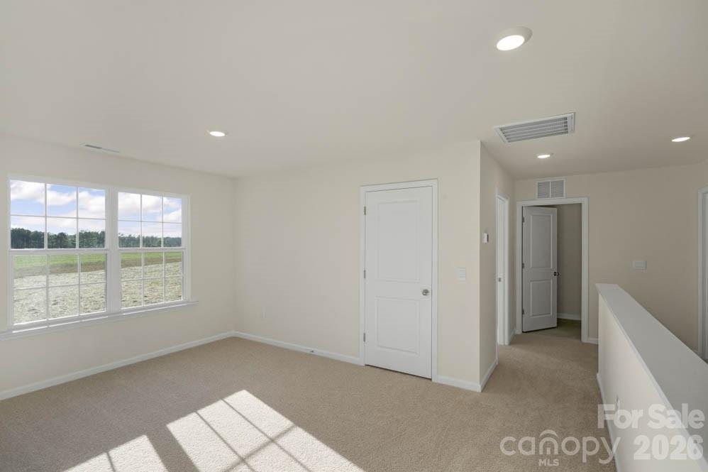437 Falcon Lane — Lexington