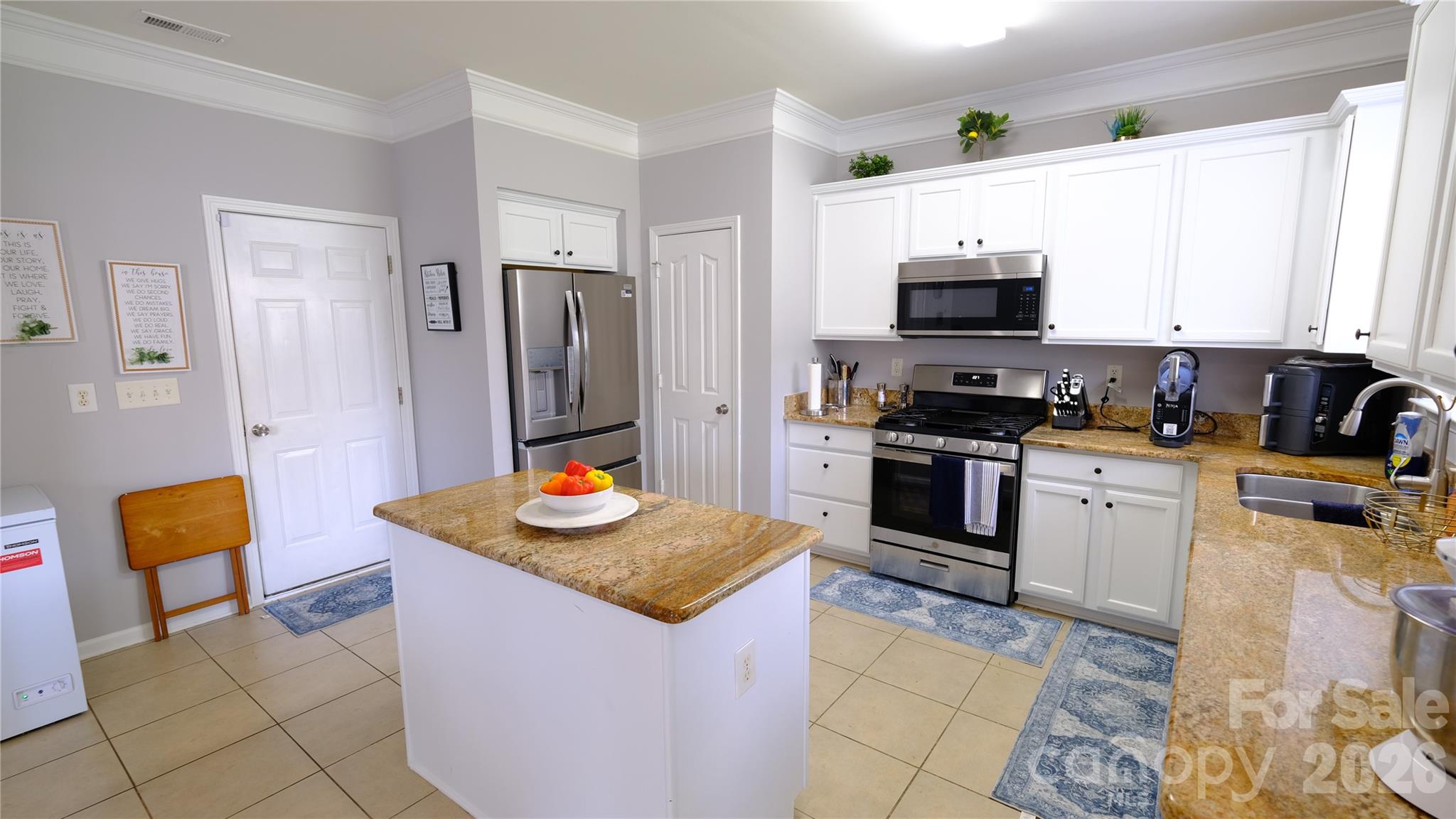 608 Wrayhill Drive — Charlotte