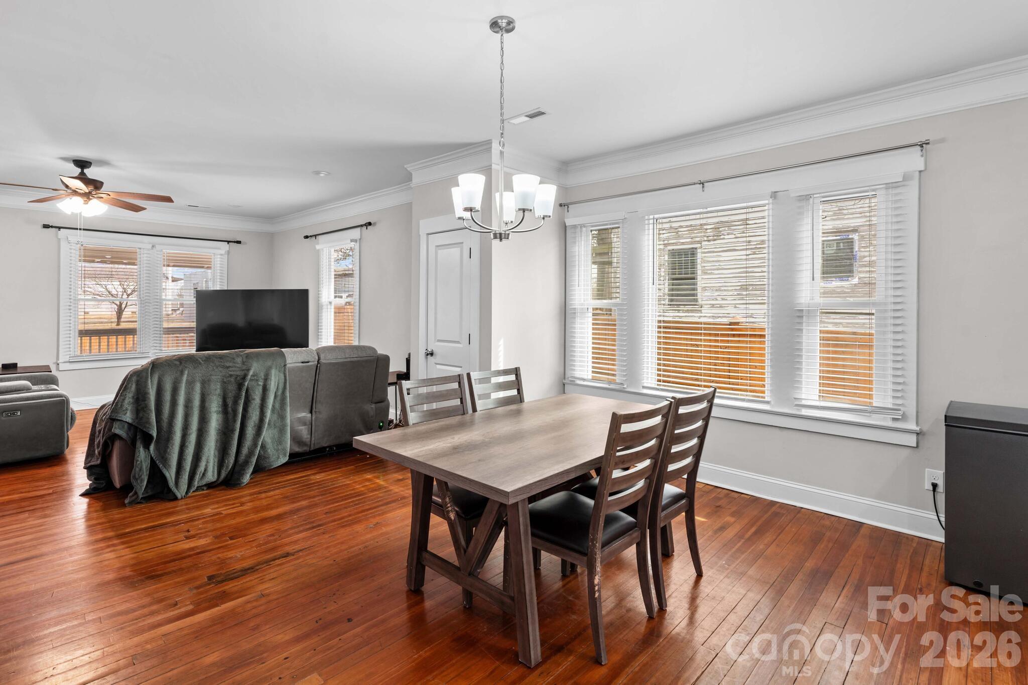 705 W 5th Avenue — Lexington