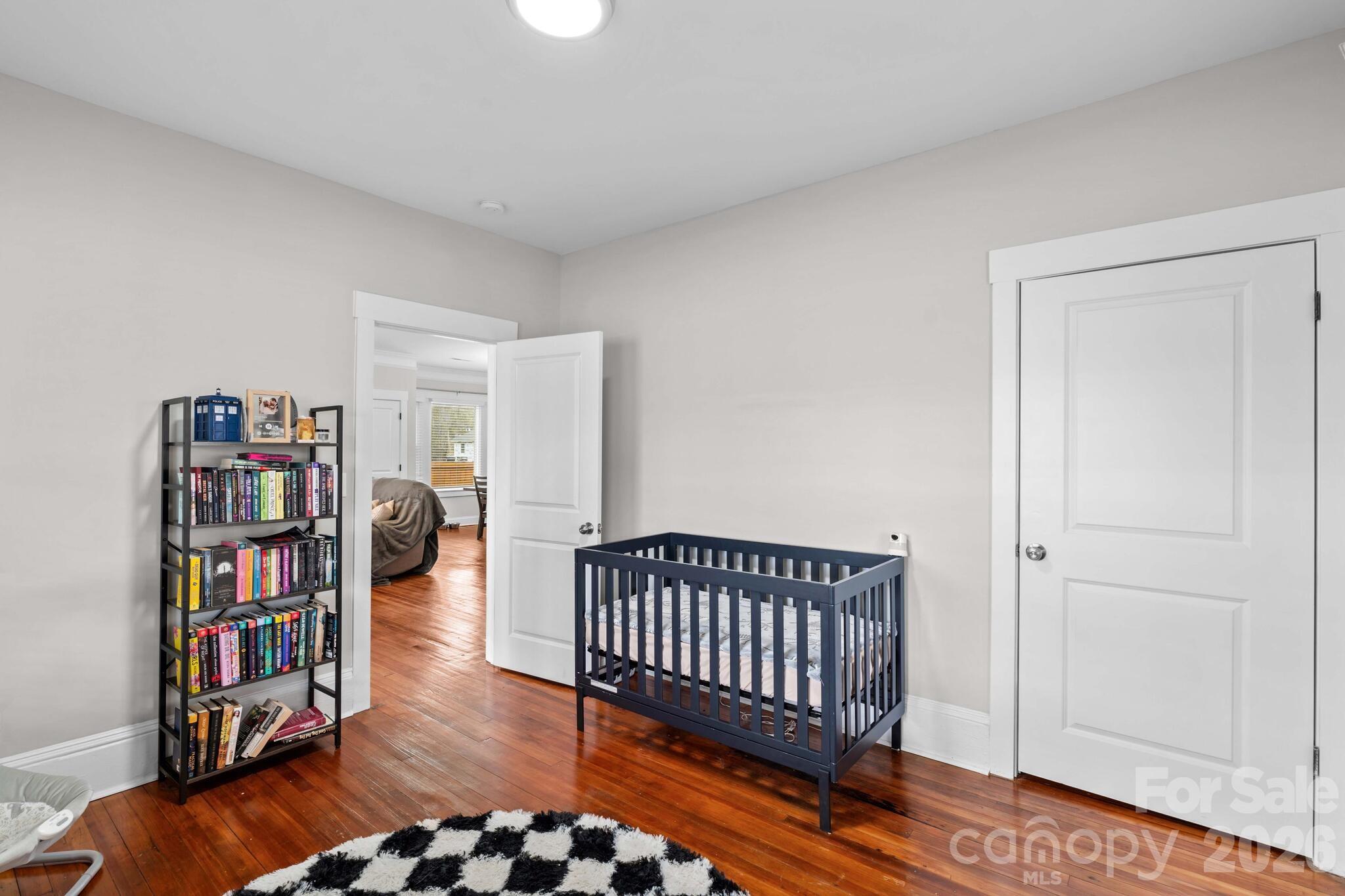 705 W 5th Avenue — Lexington