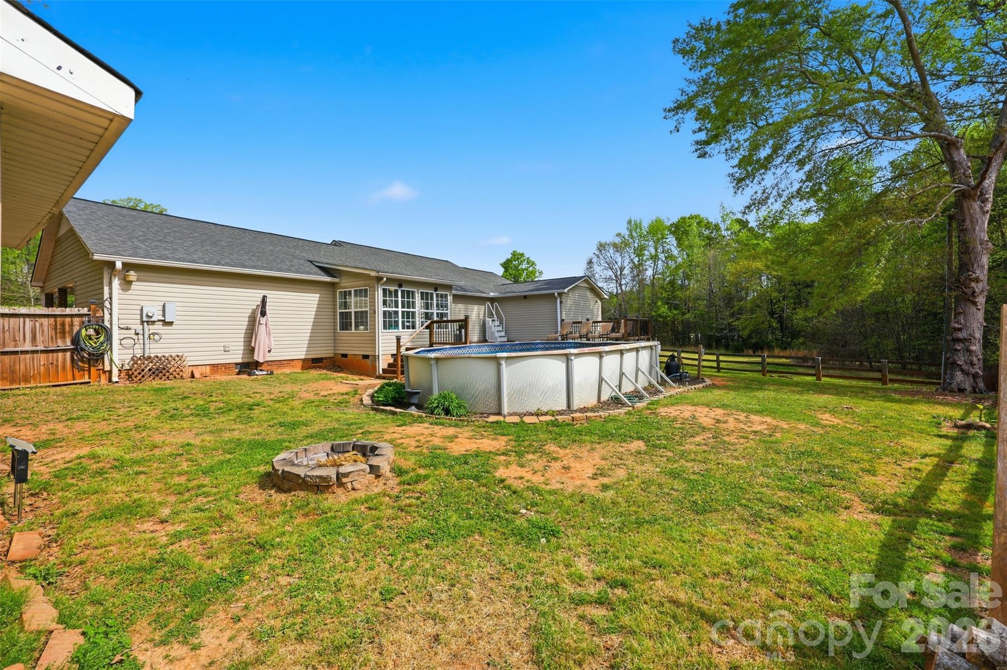 1214 Eastcreek Road — Fort Lawn