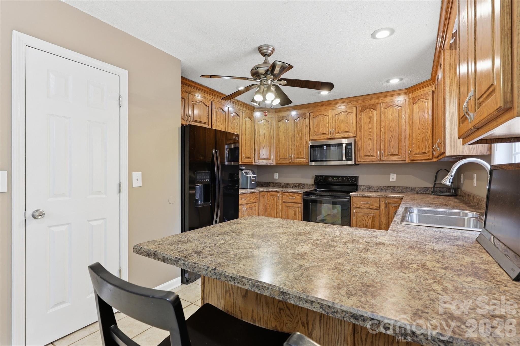 1214 Eastcreek Road — Fort Lawn