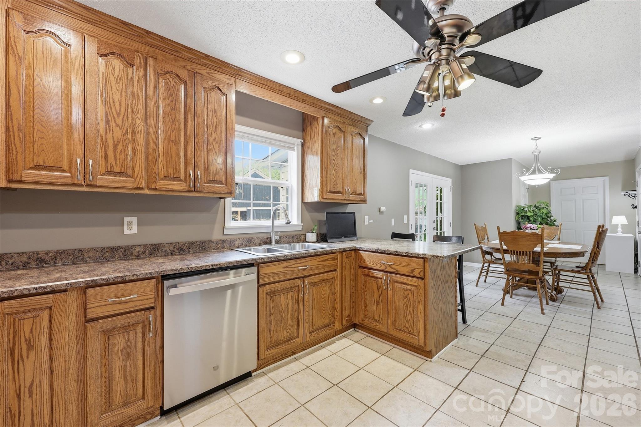 1214 Eastcreek Road — Fort Lawn