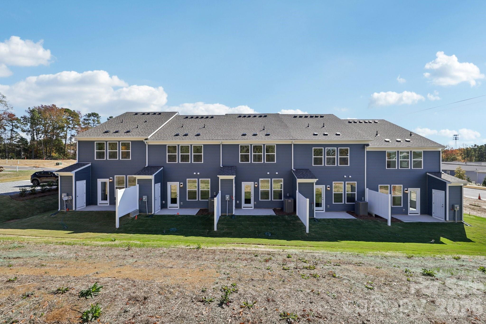 7651 Ethora Way — Charlotte