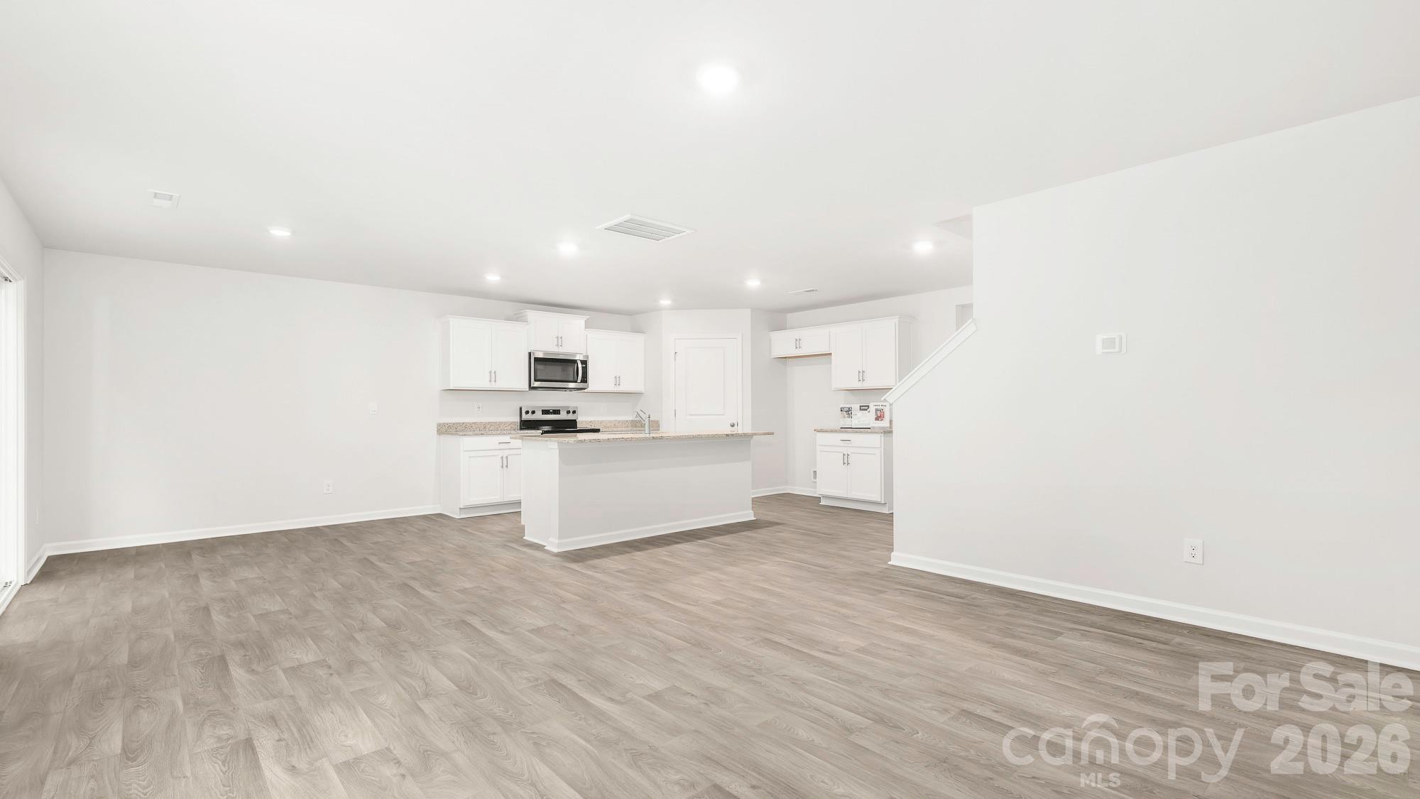 185 Prominent Drive — Lexington