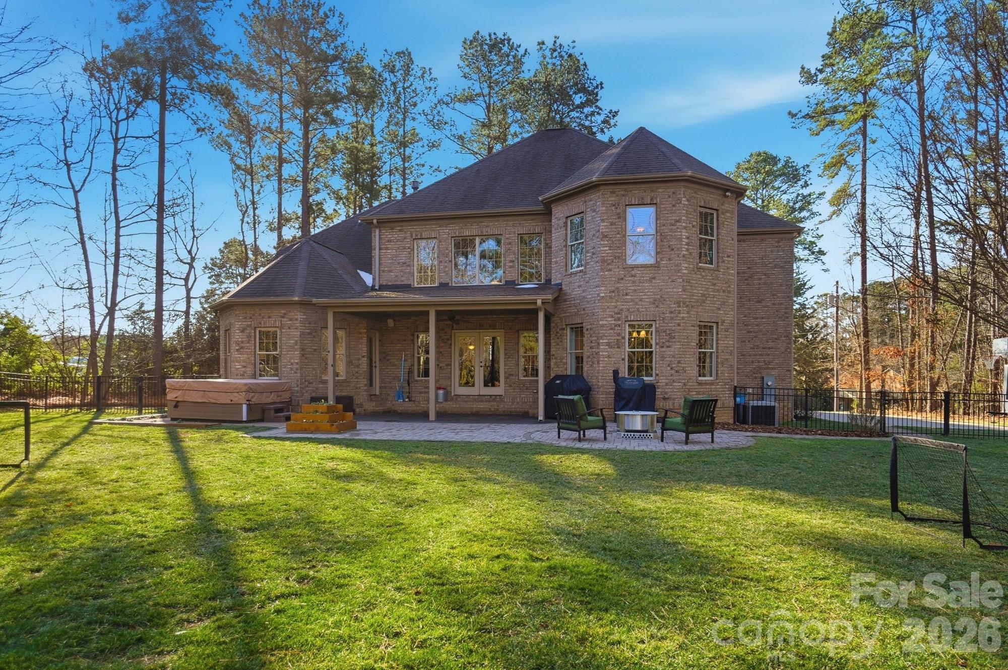 250 Barber Loop — Mooresville