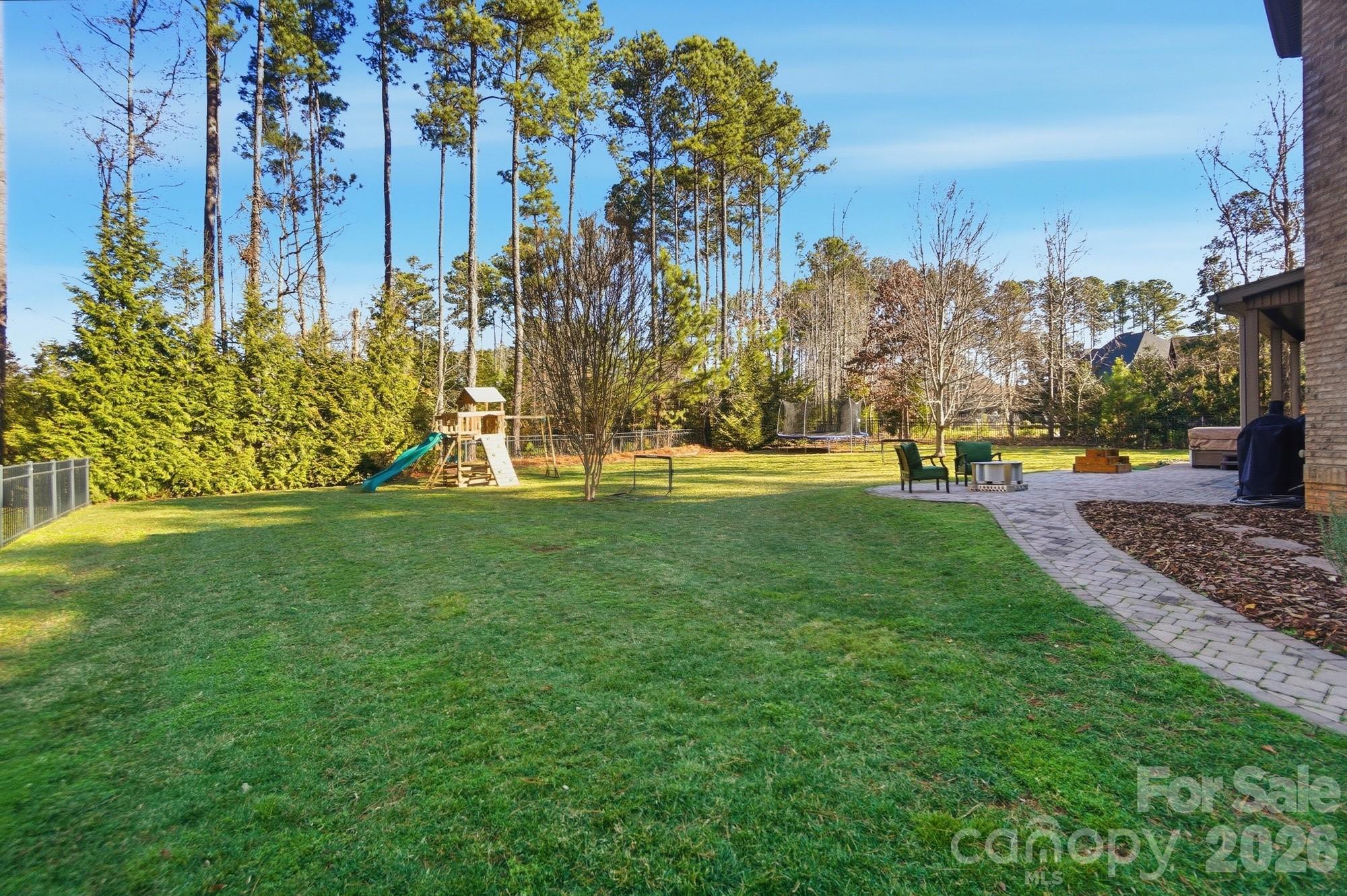 250 Barber Loop — Mooresville