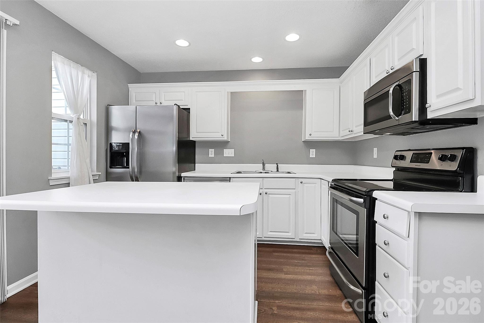 10739 Holly Ridge Boulevard — Charlotte