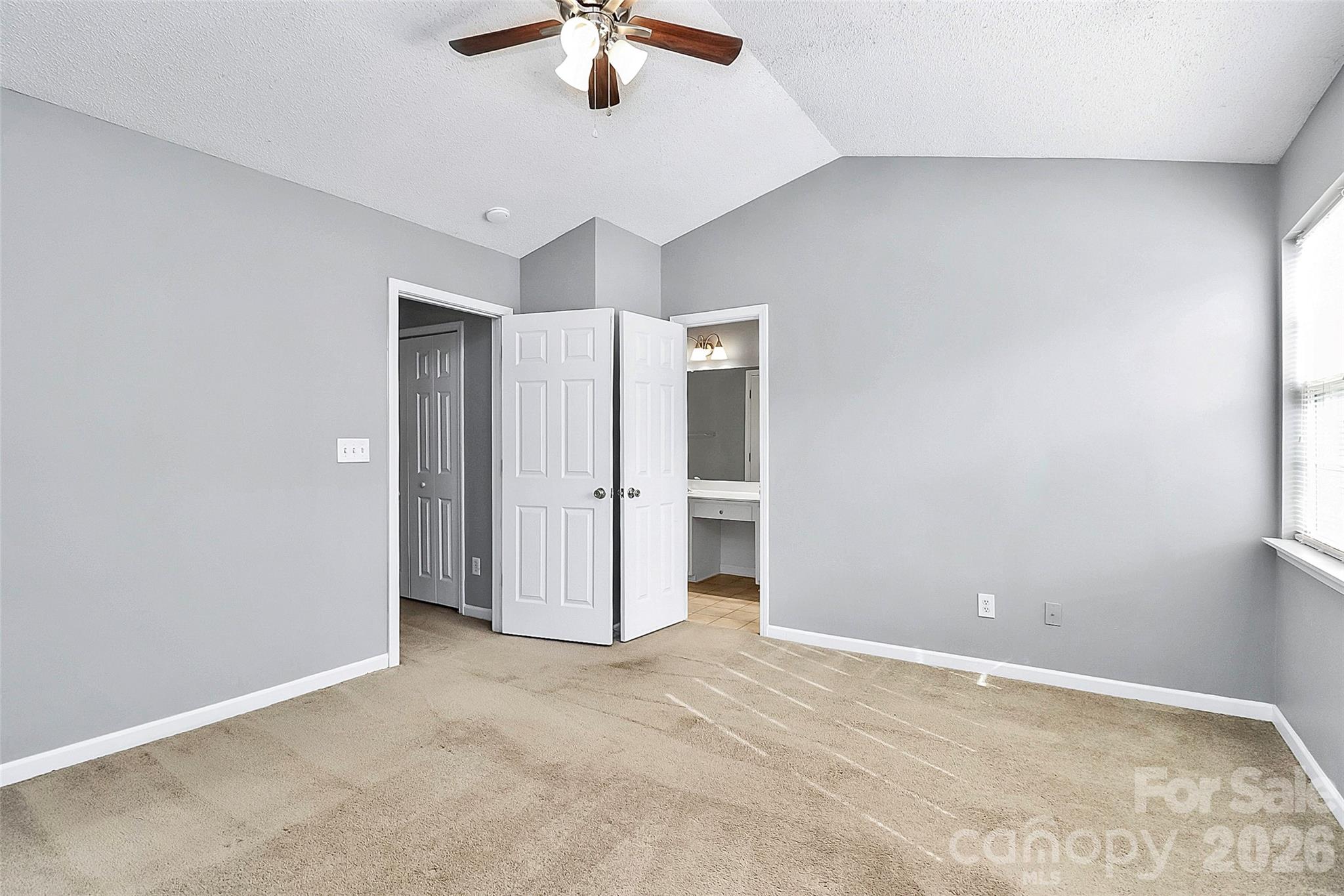 10739 Holly Ridge Boulevard — Charlotte
