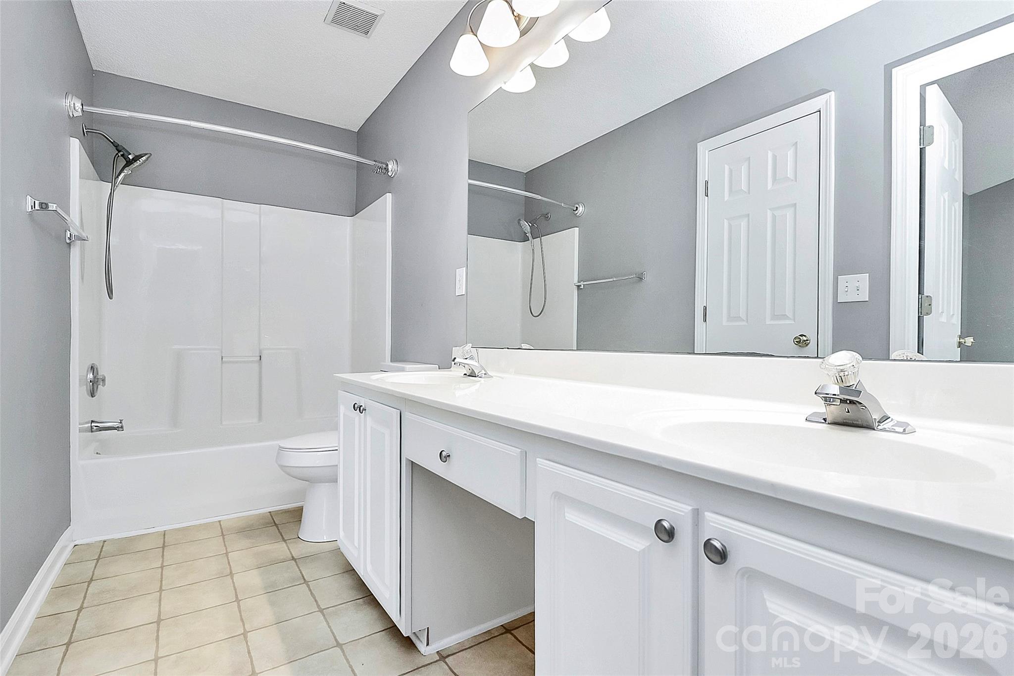 10739 Holly Ridge Boulevard — Charlotte