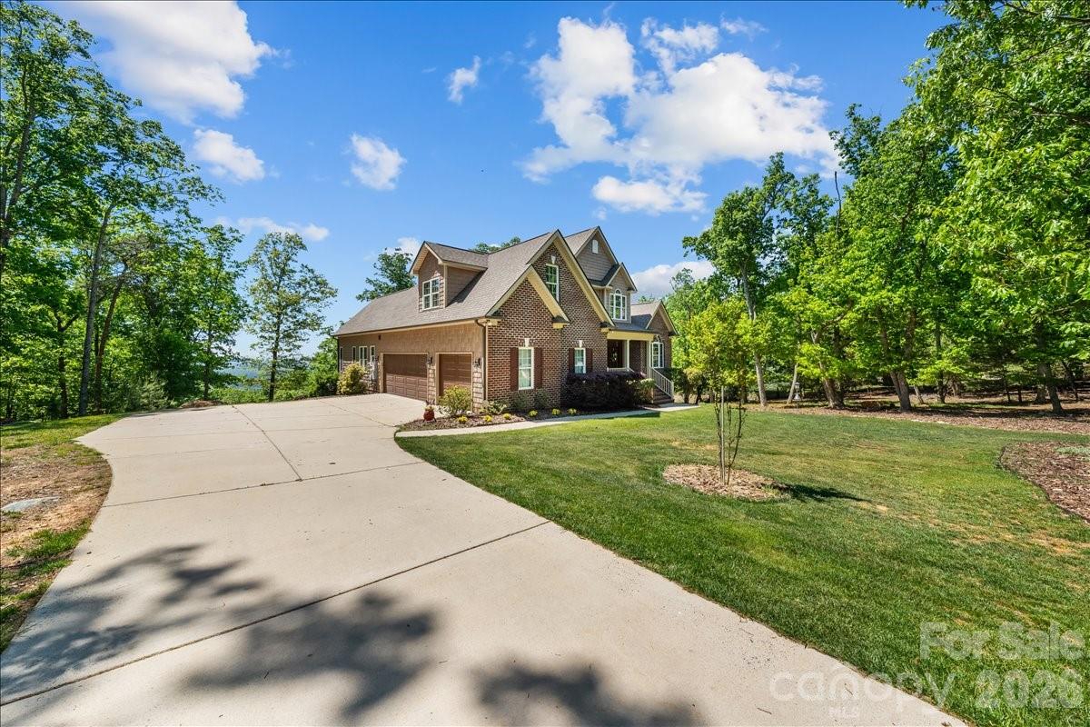 848 Sierra Trace Road — Denton