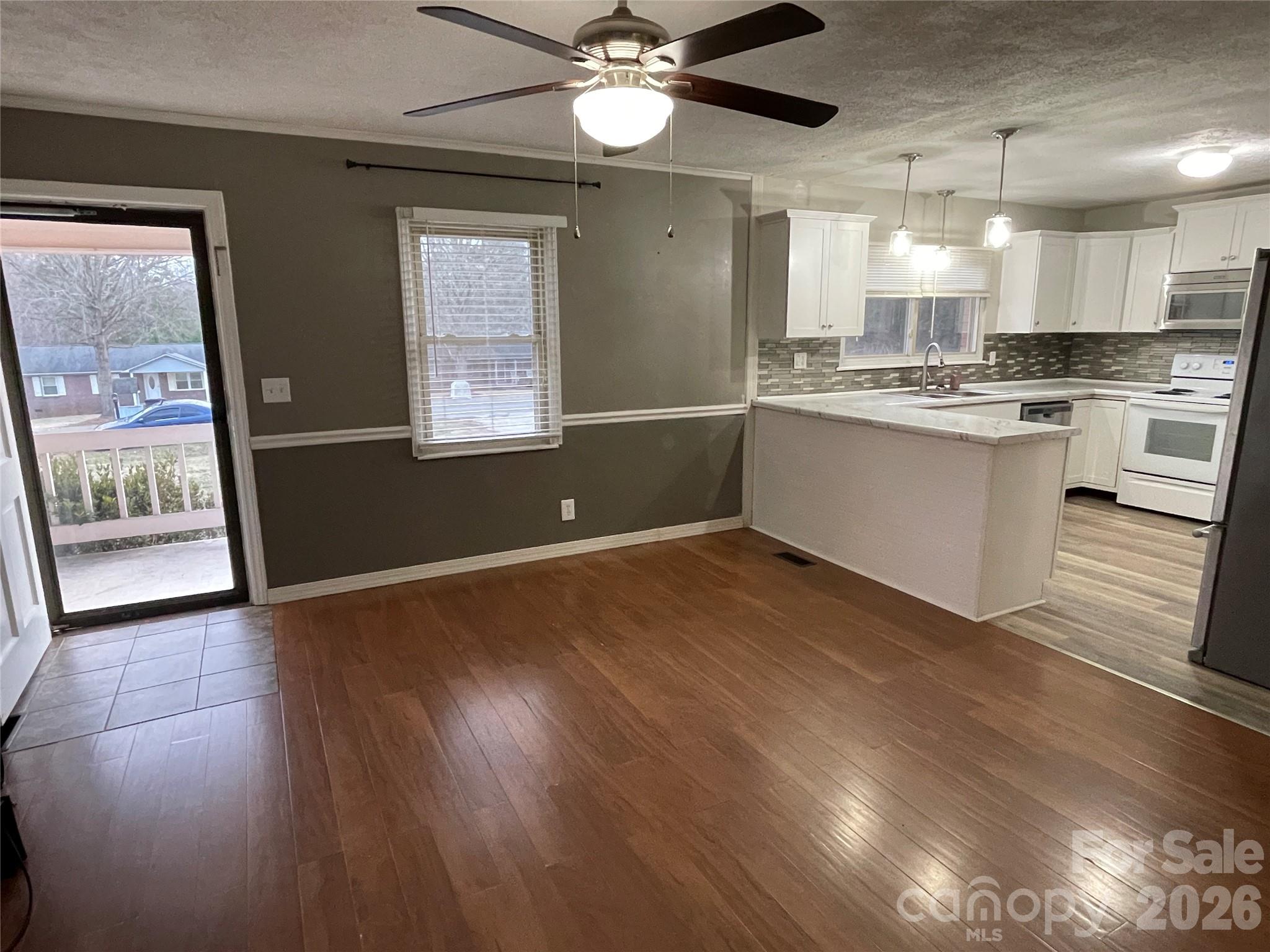 121 Randolph Road — Dallas