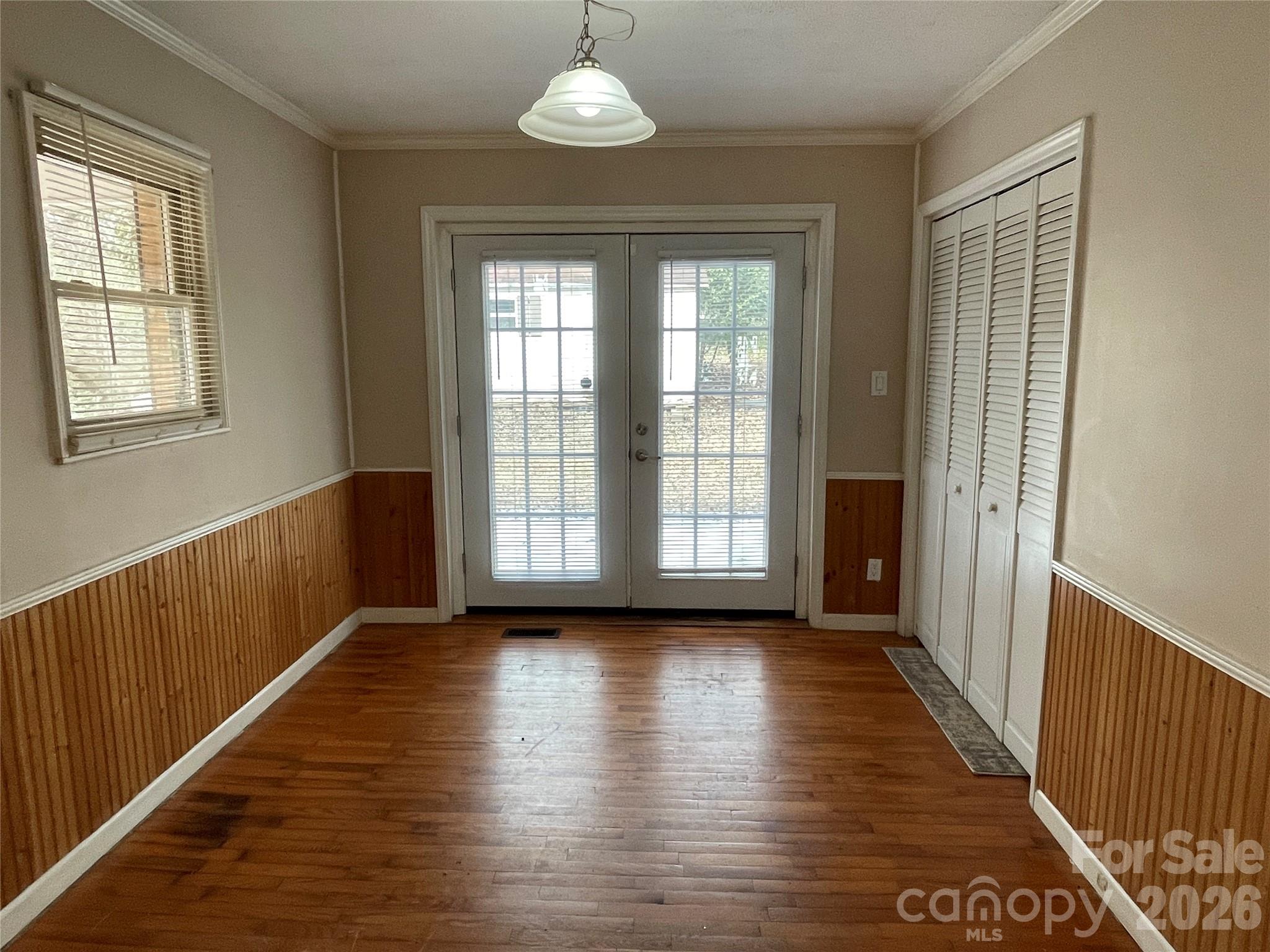 121 Randolph Road — Dallas