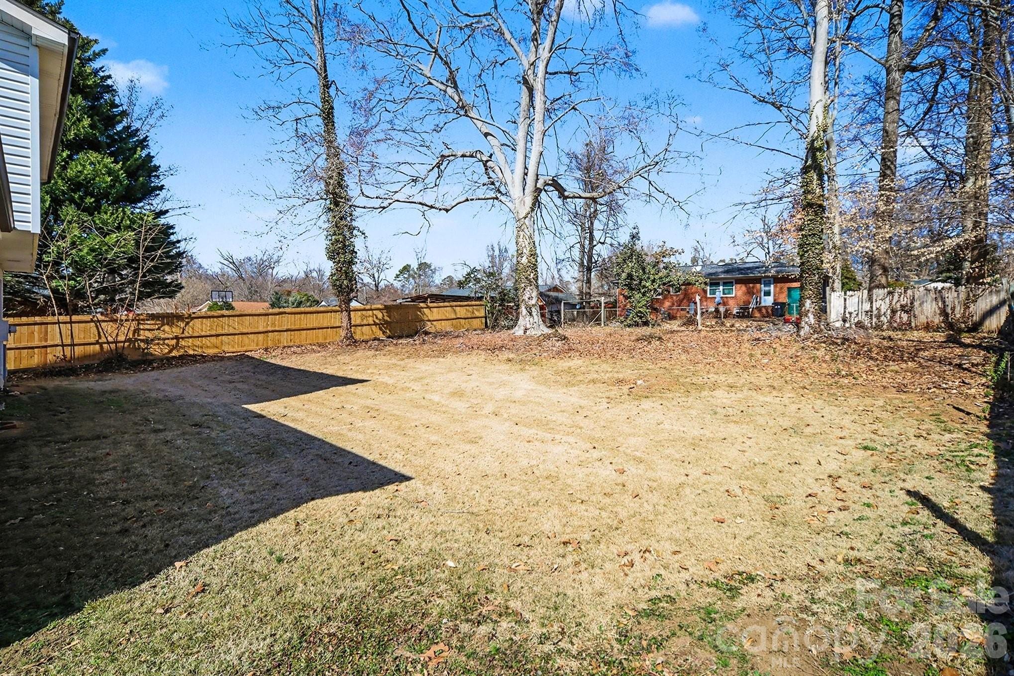 6626 Glenmoor Drive — Charlotte