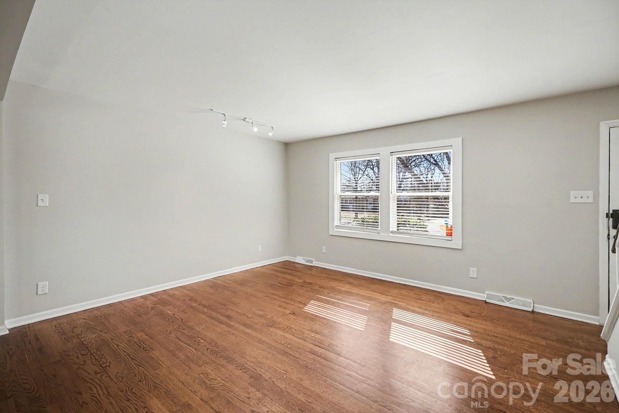 6626 Glenmoor Drive — Charlotte